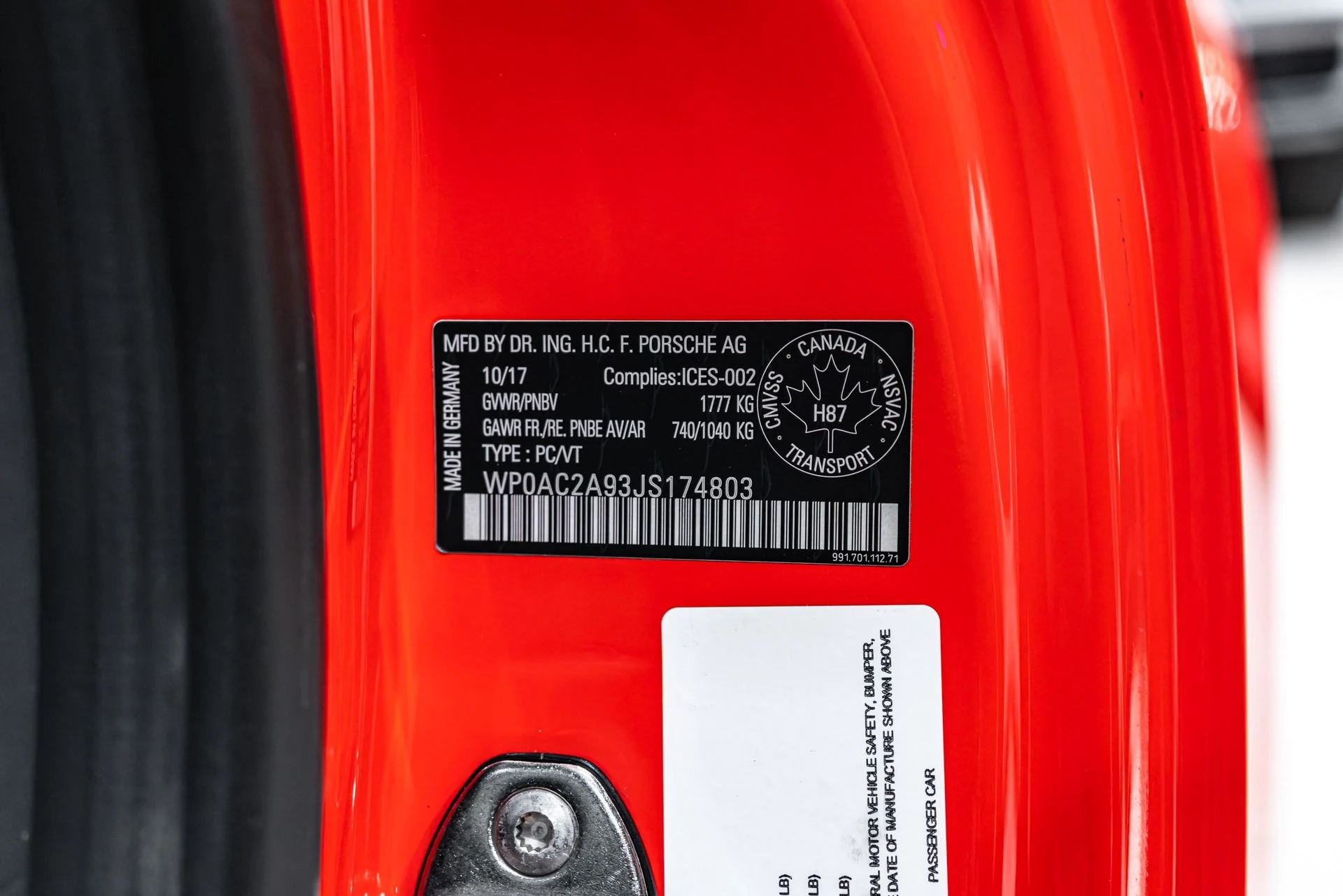 mph060_2491770220_13130_p61_l_497a3a838e