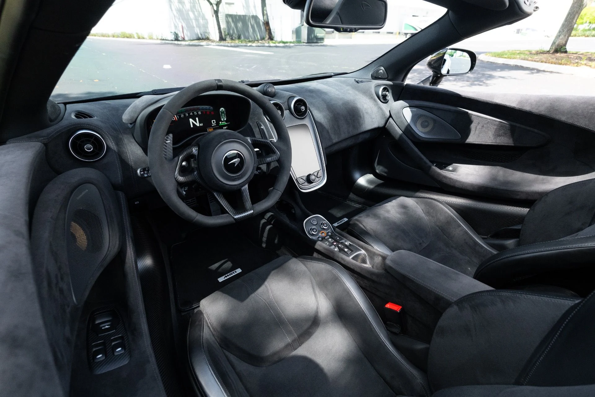 mph060_2520667105_Used_2020_Mc_Laren_600_LT_Spider_1777683168_8f2e53bd63