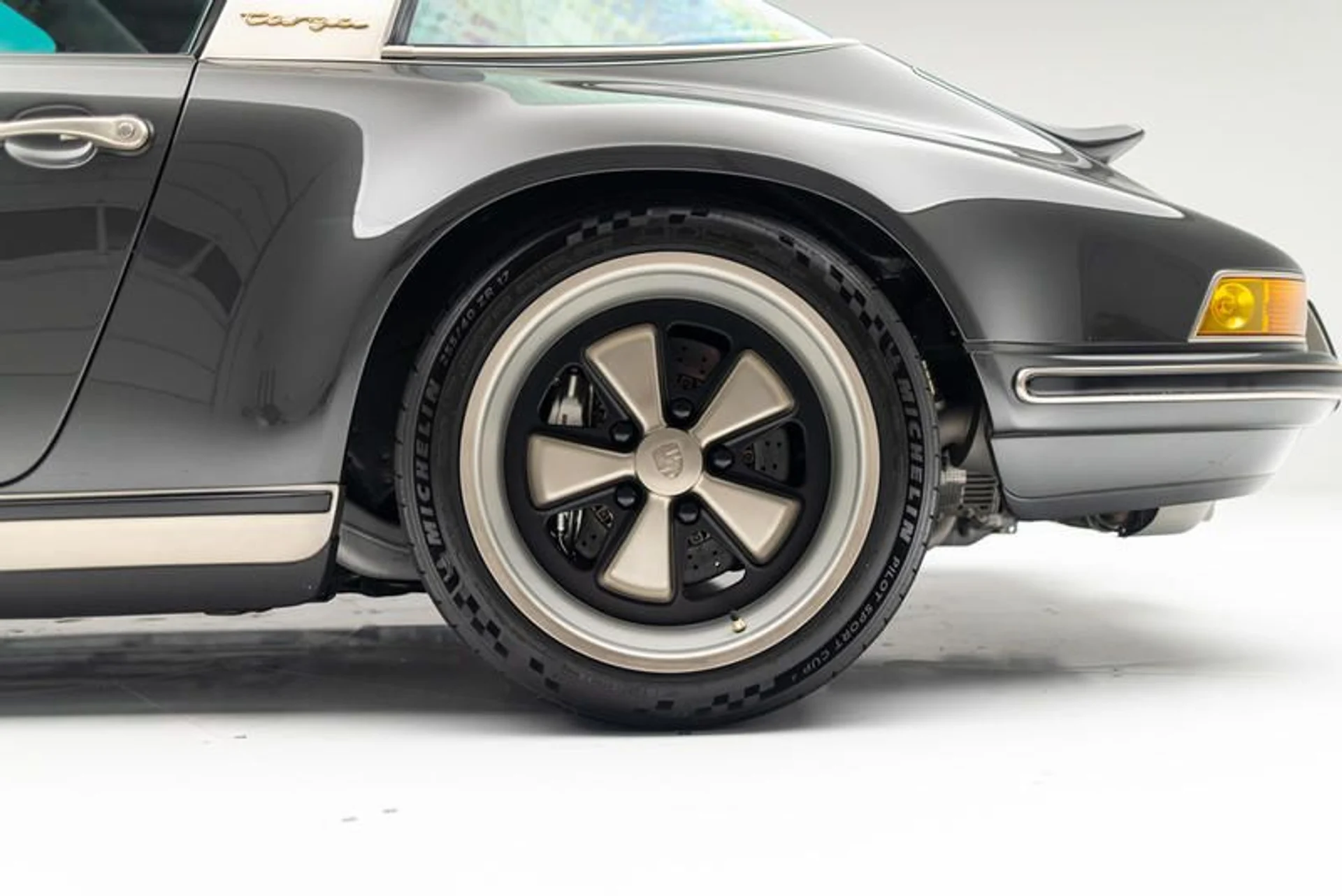 mph060_25756456_85_B8802_D_63_C5_453_D_9_EC_6_49_F39_EEB_0_D33_065883733c