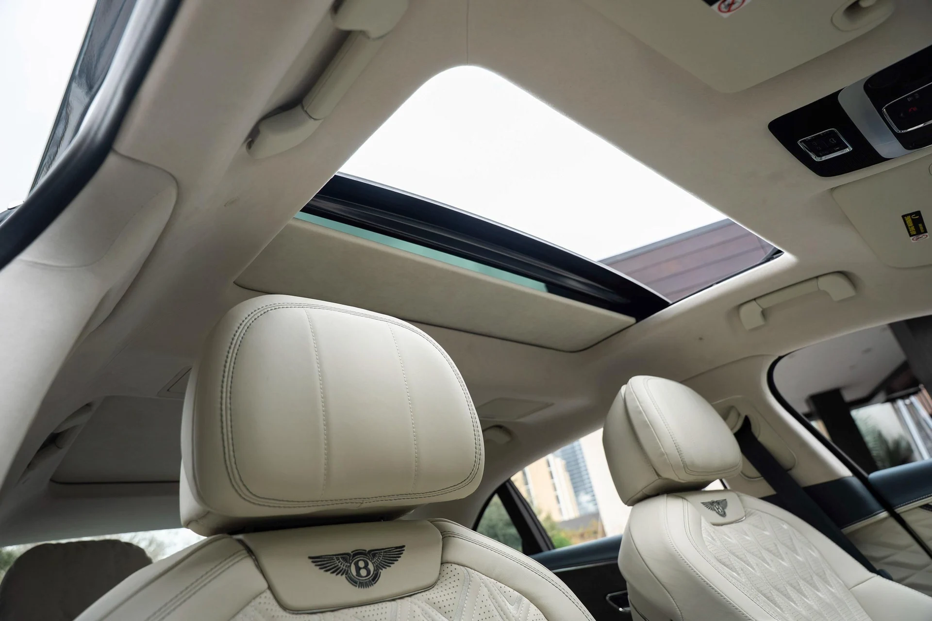 mph060_2577026667_477619931_6954c0cd4e73cd9f103f507e_f8d9988b4d