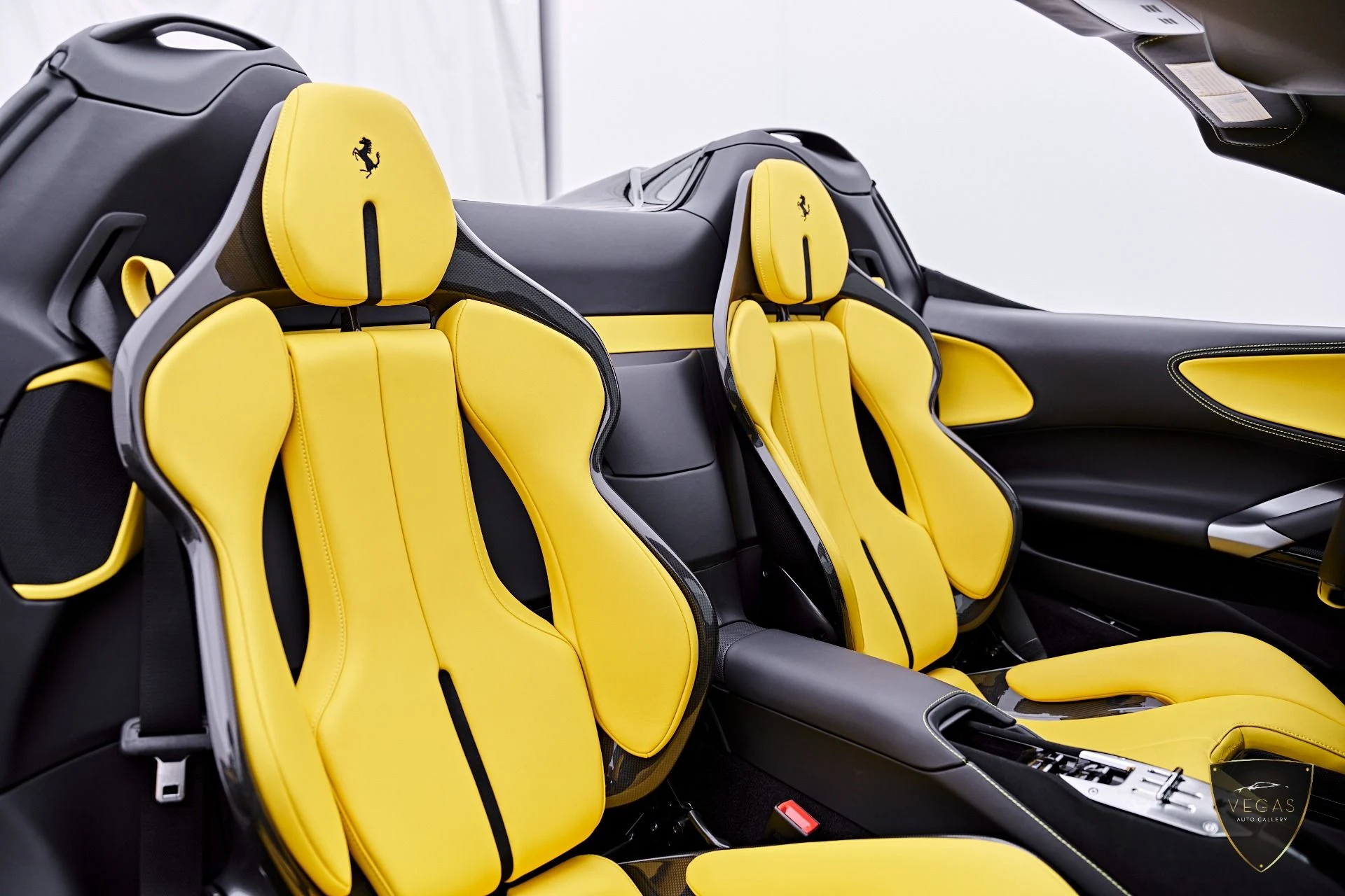 mph060_2603223739_Used_2024_Ferrari_SF_90_Spider_Base_1783038340_6c036e645d