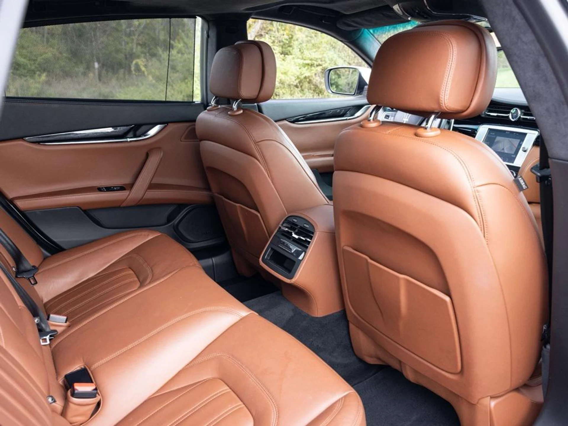 mph060_2623464600_471871649_690f6383b64509d80d32468c_00c55fc23e