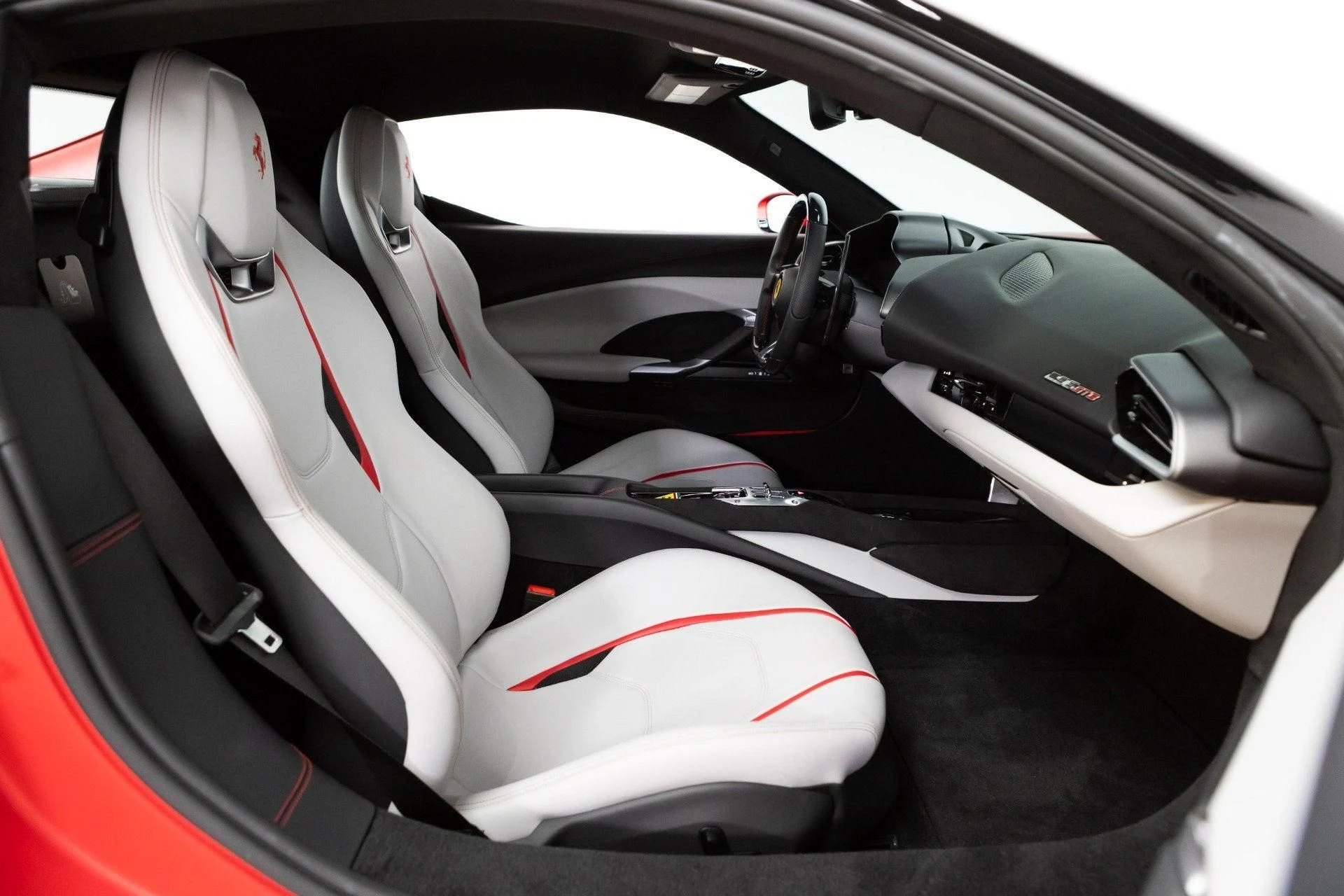 mph060_2636820329_Used_2024_Ferrari_296_GTB_1777367563_27136ea693