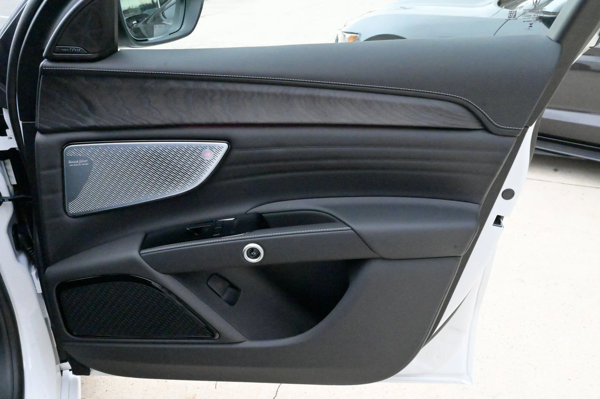 mph060_264306152_7fdbeb0ce4c642cbbf81164159681479_8cf6dbac8c