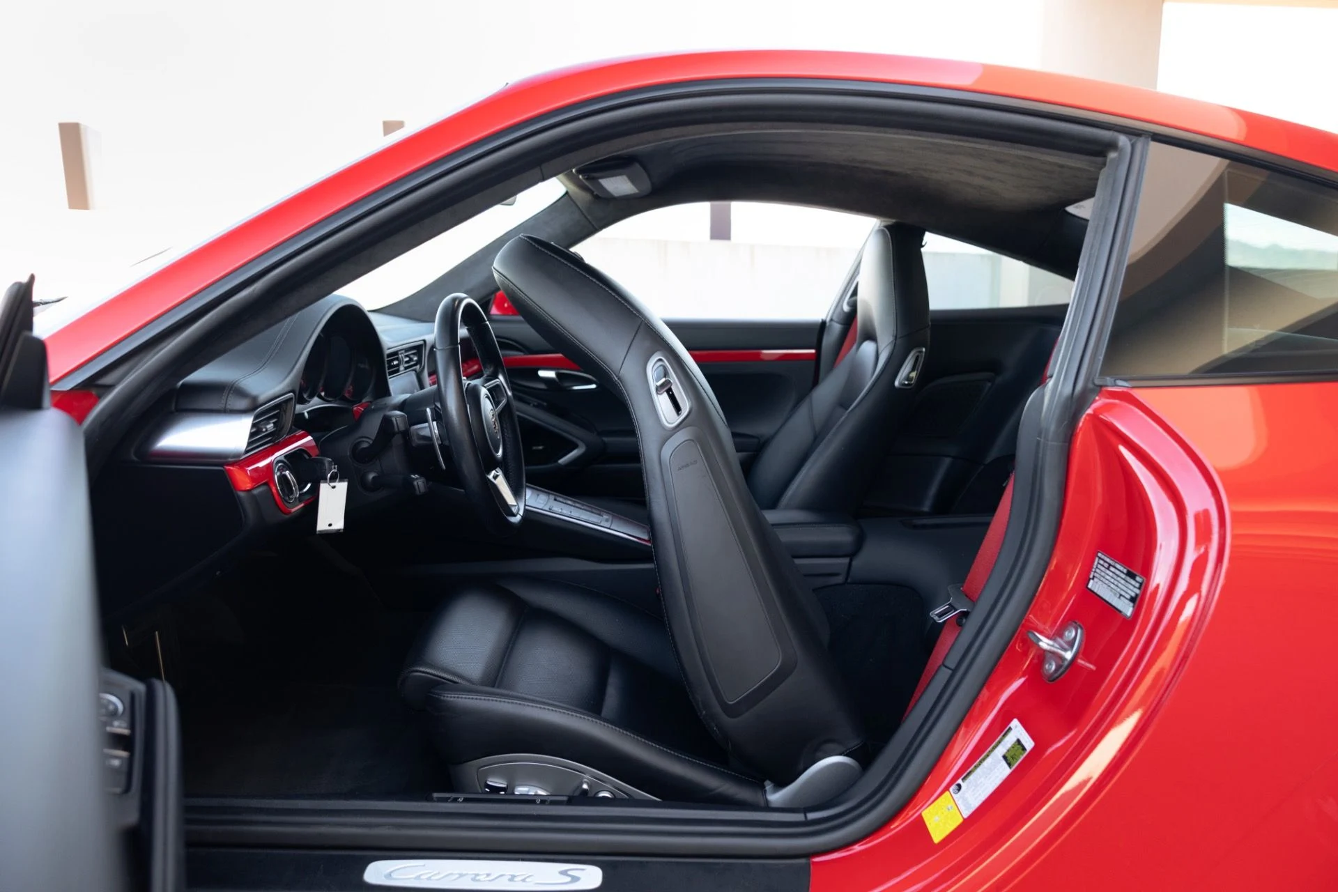 mph060_2652509177_Used_2018_Porsche_911_Carrera_S_1791833797_1c00d88d99