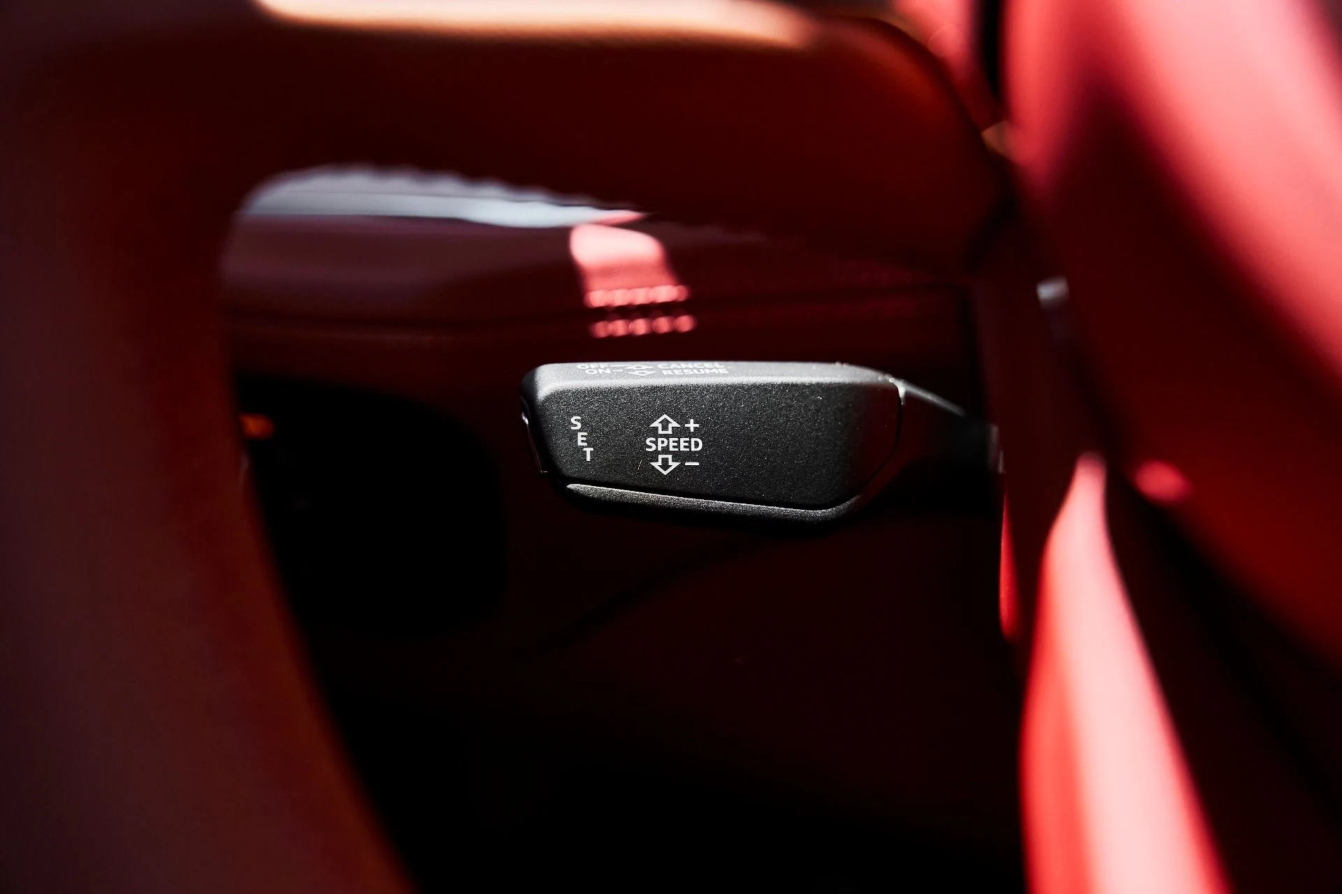 mph060_2657194808_Used_2023_Bentley_Bentayga_V8_1780709099_642ffb3452