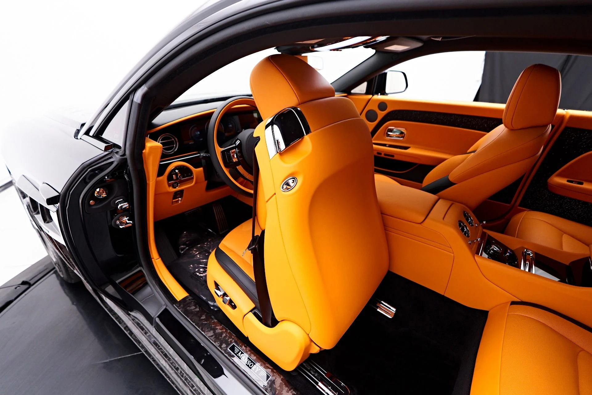 mph060_269082554_Used_2025_Rolls_Royce_Spectre_Mansory_1756243802_c6ebc9e852
