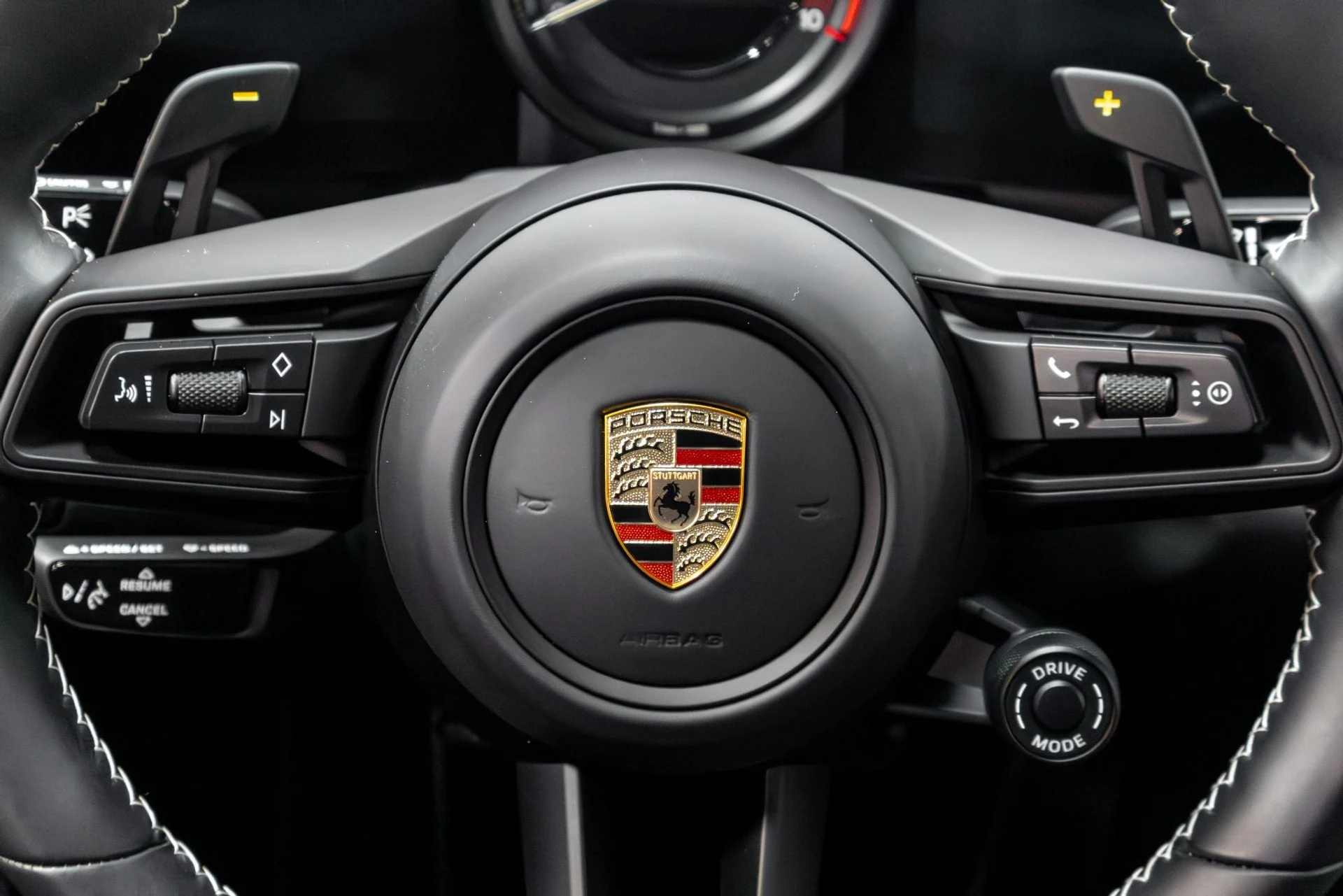 mph060_2699667140_Used_2024_Porsche_911_GT_3_Touring_1770958788_b6affcaf2f