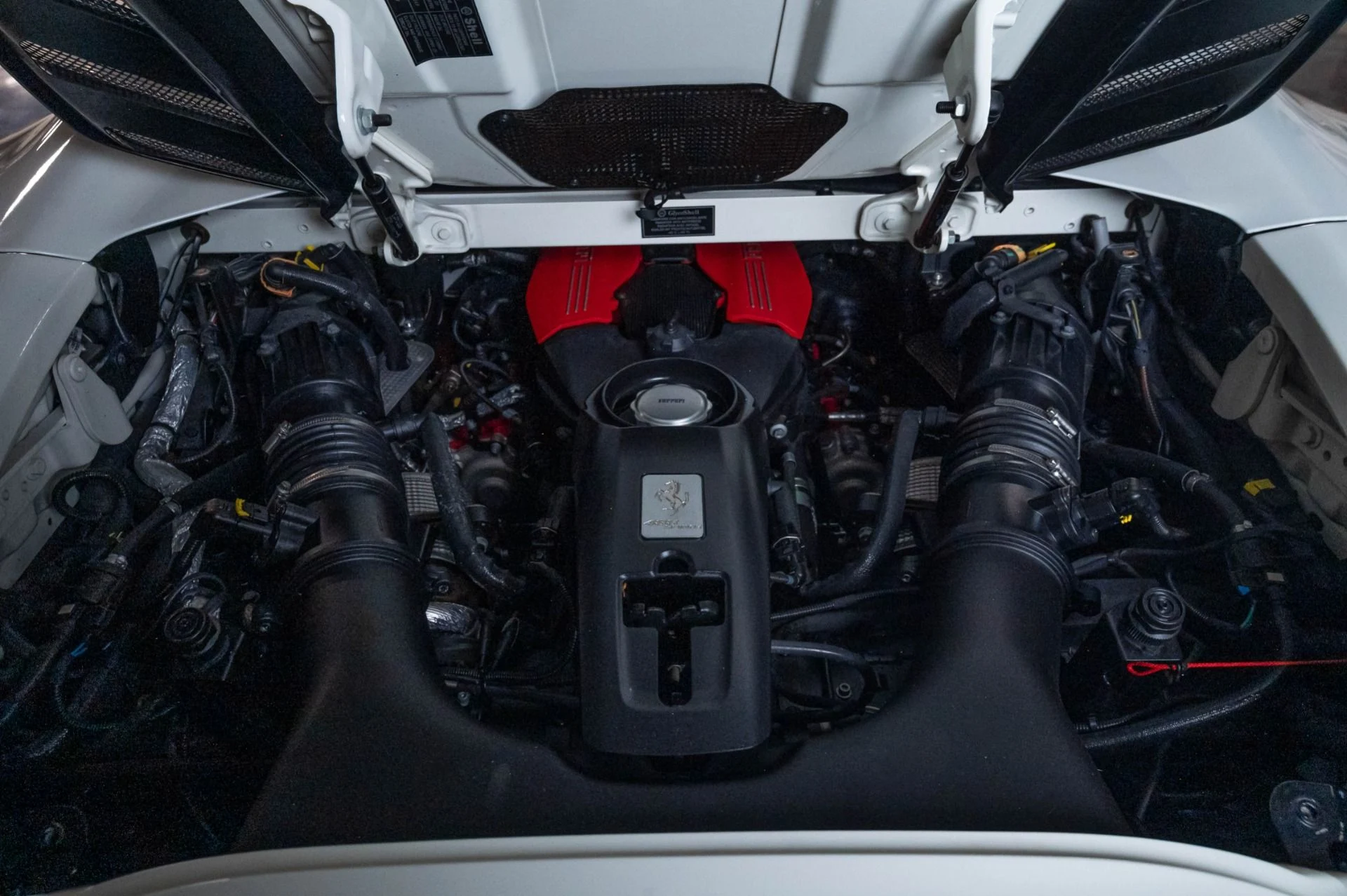 mph060_2701310067_Used_2016_Ferrari_488_Spider_1784843221_366aaaf242