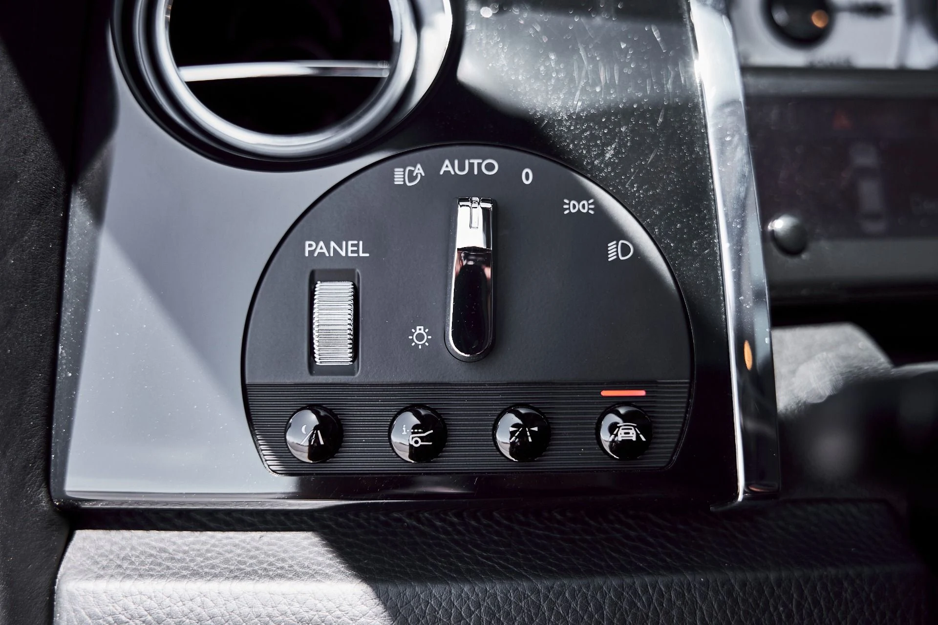 mph060_2808473547_Used_2014_Rolls_Royce_Ghost_Base_1781026034_bb5721301d