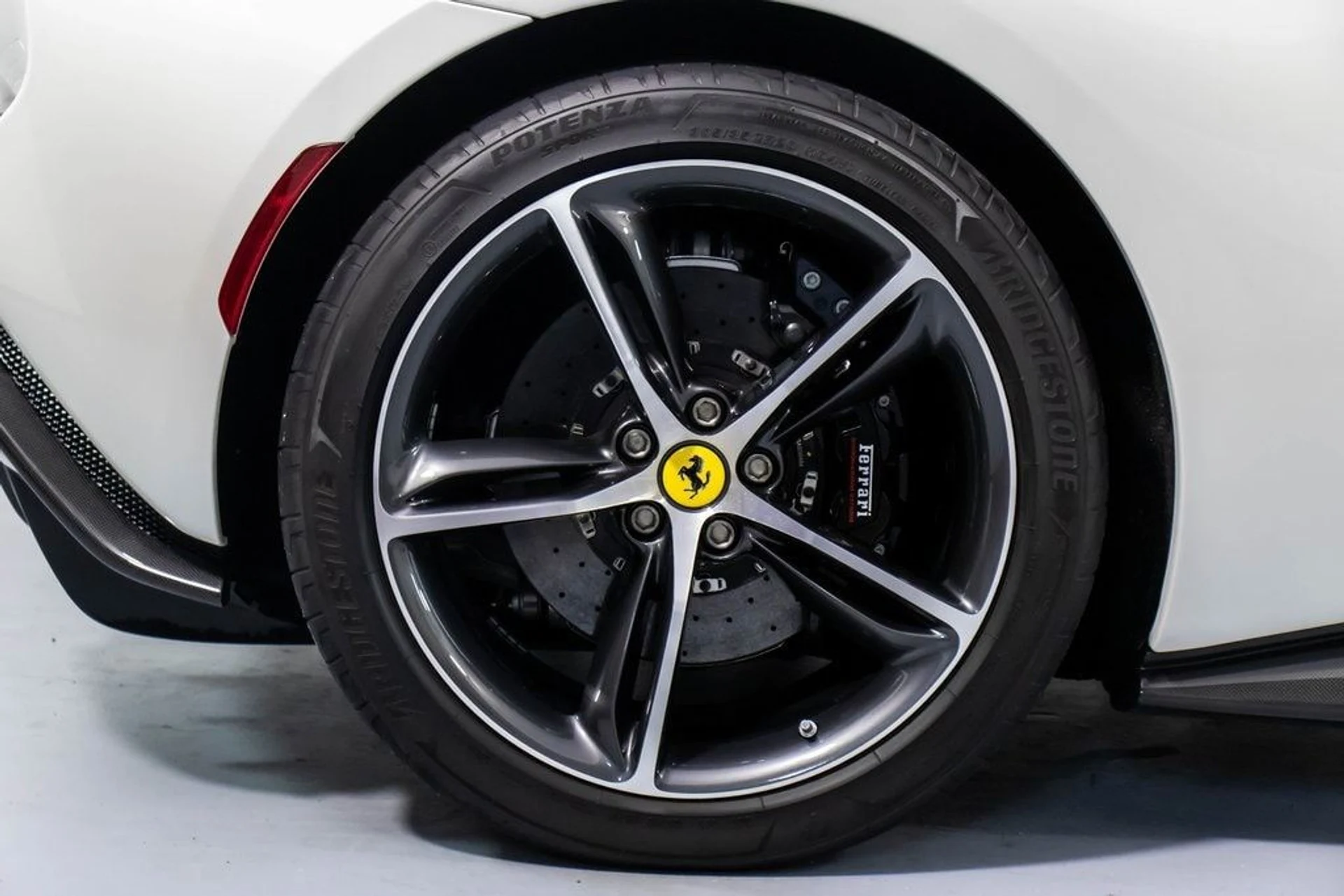 mph060_2809184876_cd0d9582e50156bb5e55aa728223faf6x_307ab9dfef