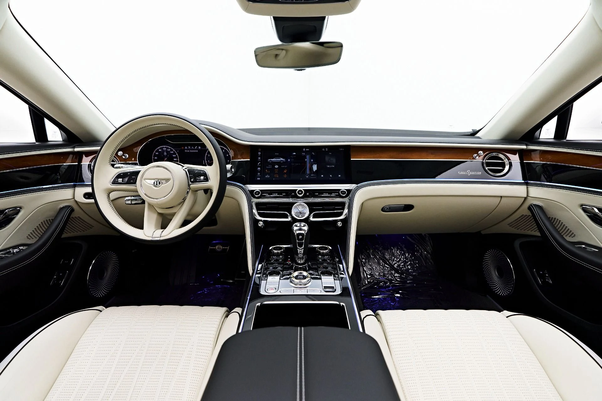 mph060_2825540073_Used_2021_Bentley_Flying_Spur_V8_1755391879_a70a264d65