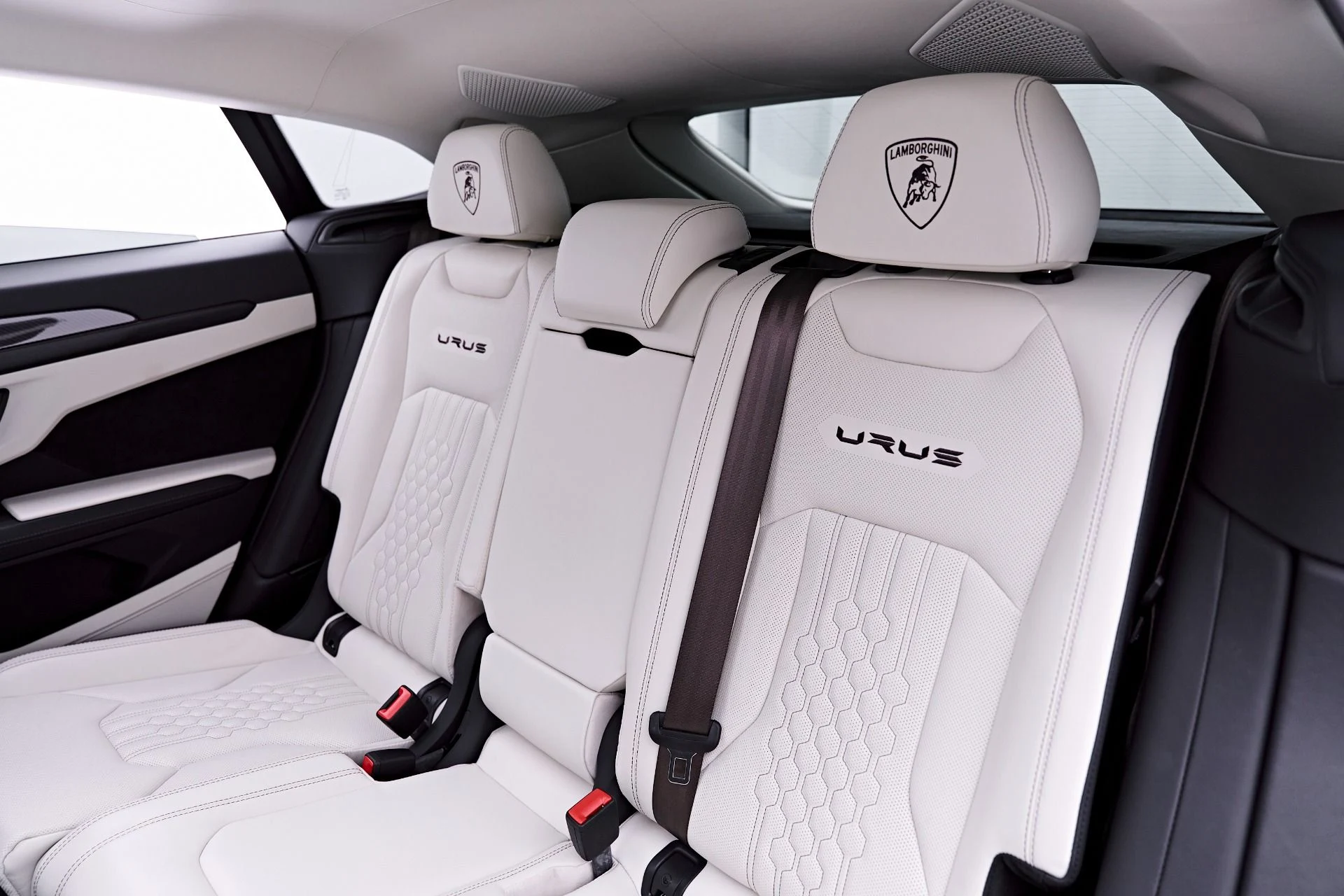 mph060_2843630839_Used_2023_Lamborghini_Urus_S_1781910666_f8d1ed16de