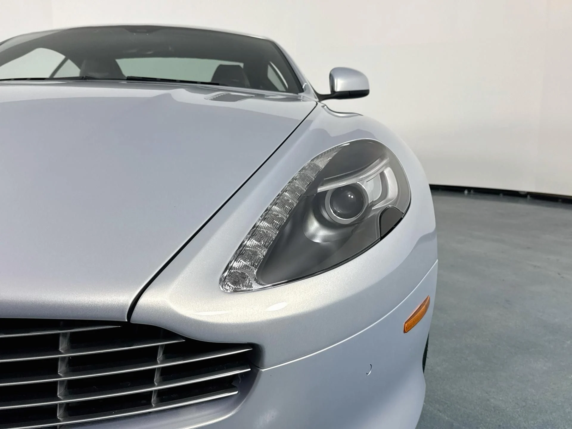 mph060_2867489529_Used_2014_Aston_Martin_DB_9_1791837324_78ae668d50