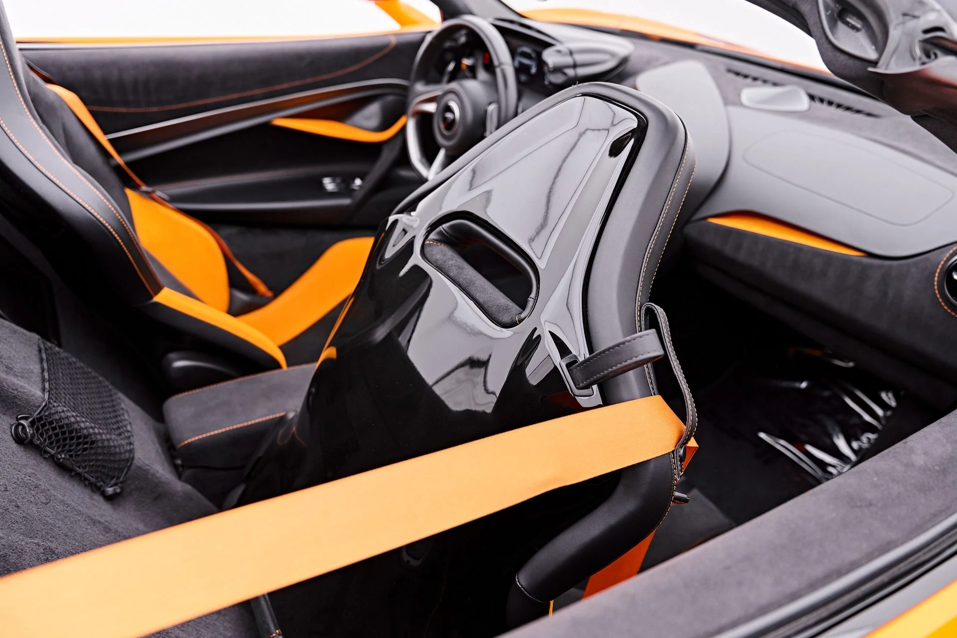 mph060_2869306734_Used_2025_Mc_Laren_750_S_1786993874_58a3124f8d