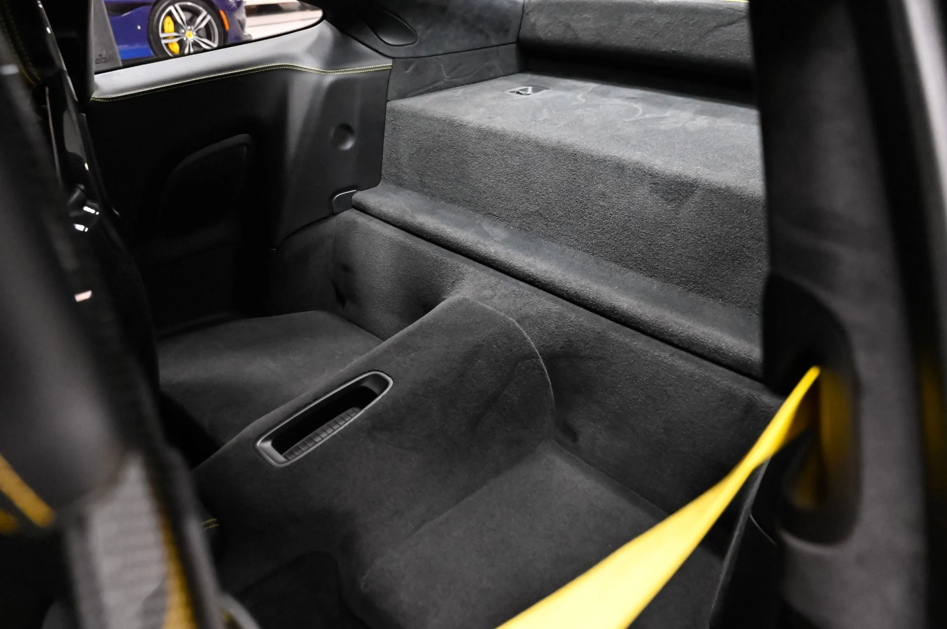 mph060_2871443089_Used_2018_Porsche_911_Carrera_T_1790277713_f5afdd1745