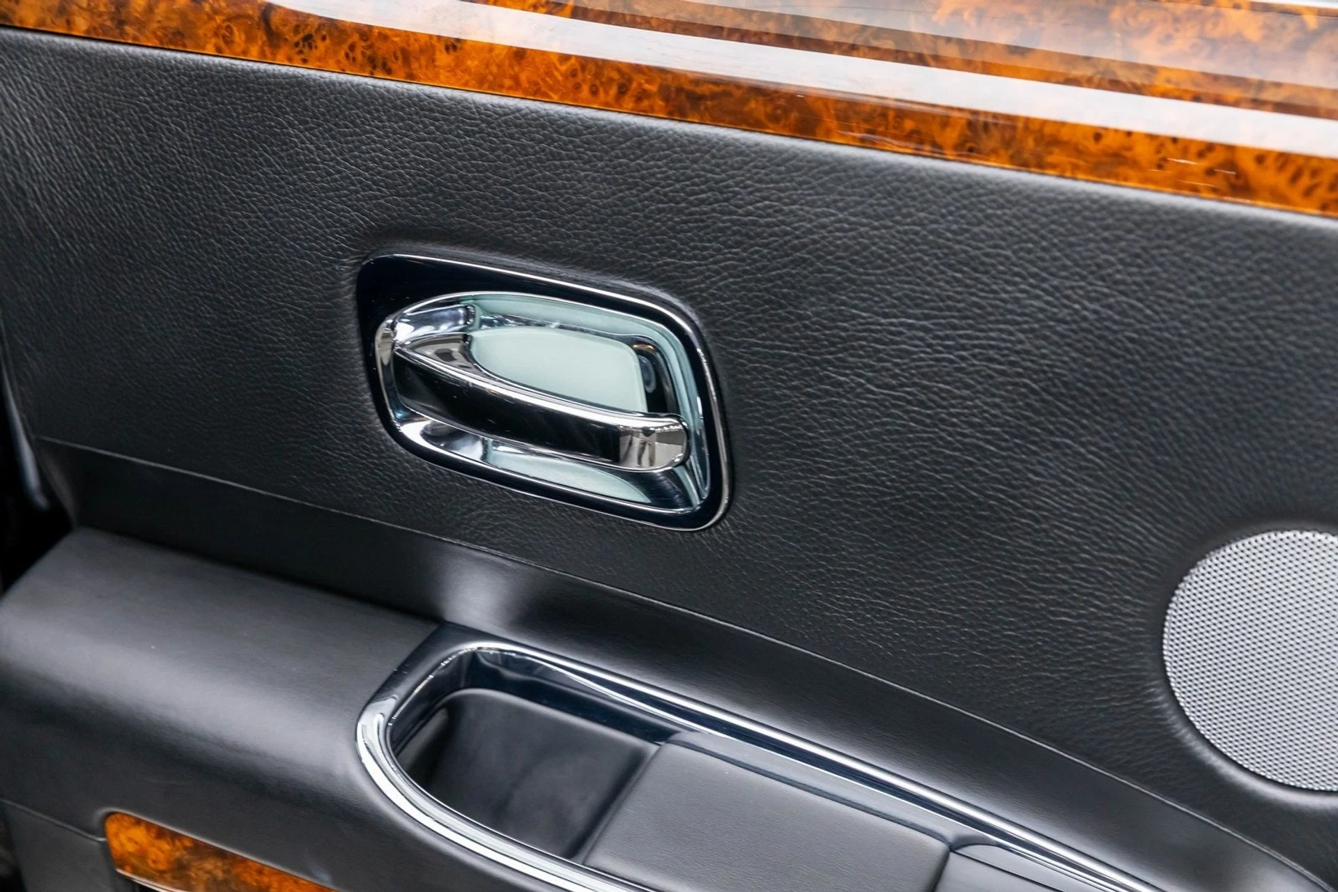 mph060_2889333497_61_406ab46301