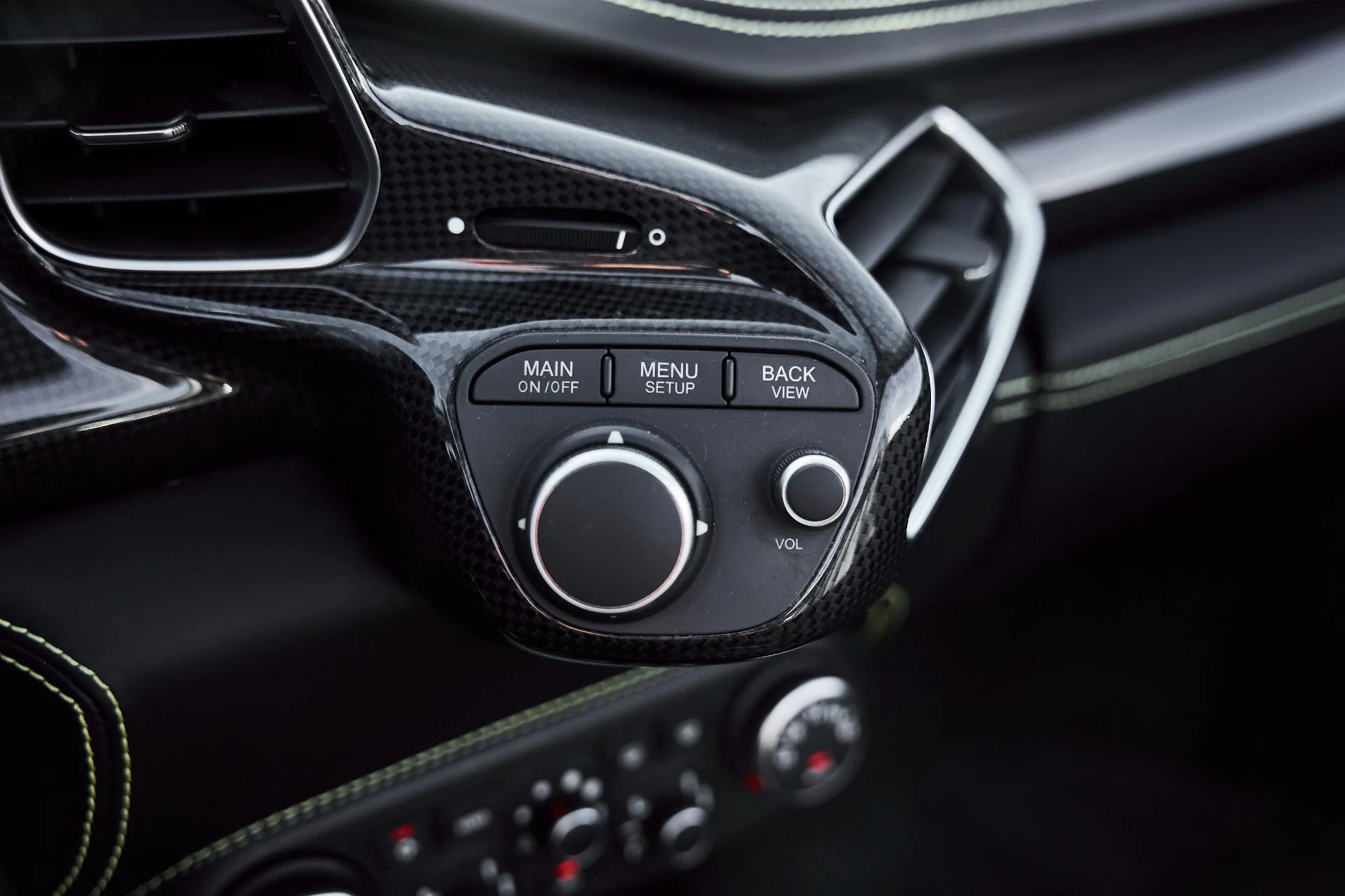 mph060_2900368359_Used_2015_Ferrari_458_Spider_Base_1777010331_525c8728ce