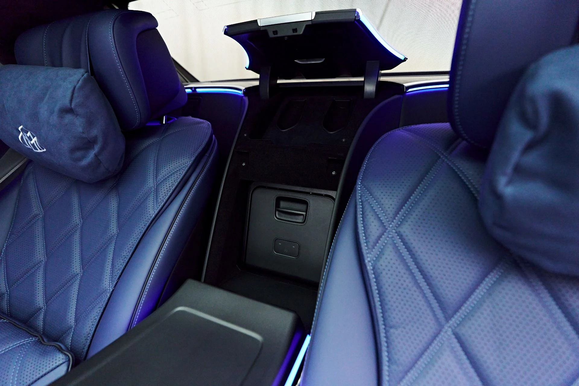 mph060_2970695345_Used_2024_Mercedes_Benz_S_Class_Maybach_S_680_1749232025_5f6938005e