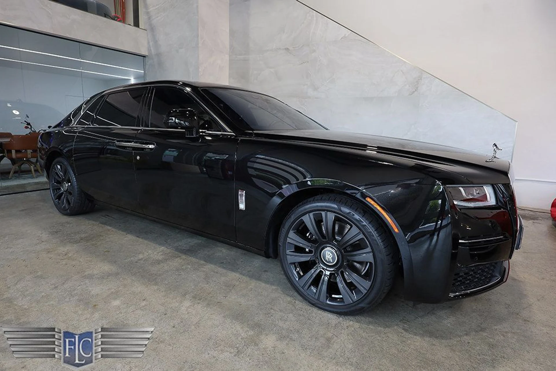 mph060_2983193288_used_2021_rolls_royce_ghost_ewb_sedan_9689_23033984_61_1024_3b6a7ee3cc