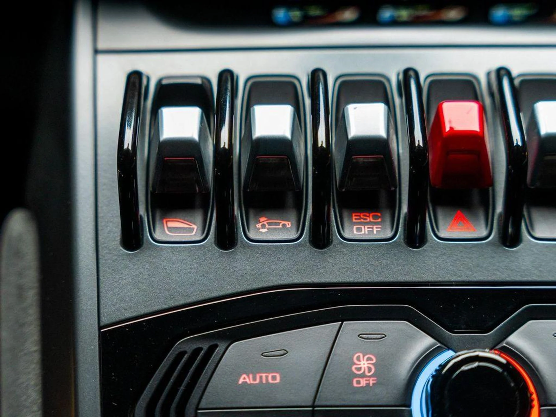 mph060_2998321944_x_Pph3b_Wcs_W9njx_Pb_Mn_Co3_24_G1s_fd7c969243