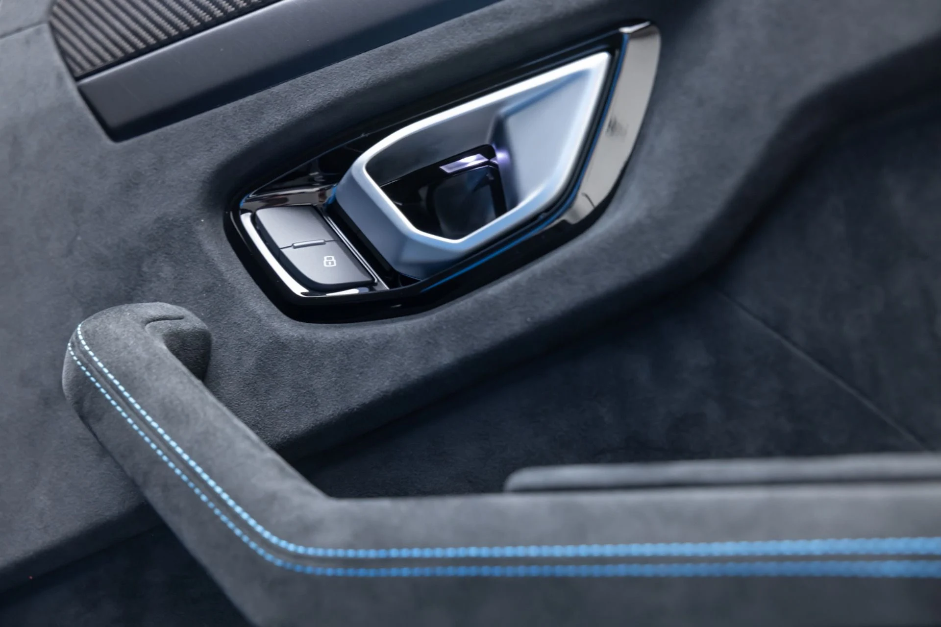 mph060_3024463195_13287_p61_l_59eaa05e5d