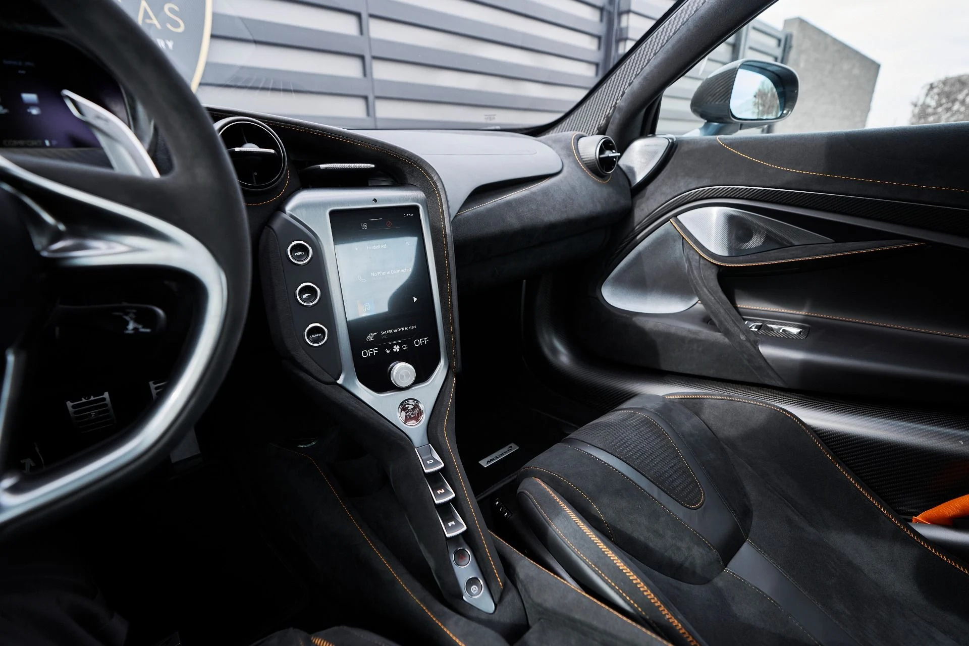 mph060_3059398370_Used_2024_Mc_Laren_750_S_1762992896_e8e3f69a06