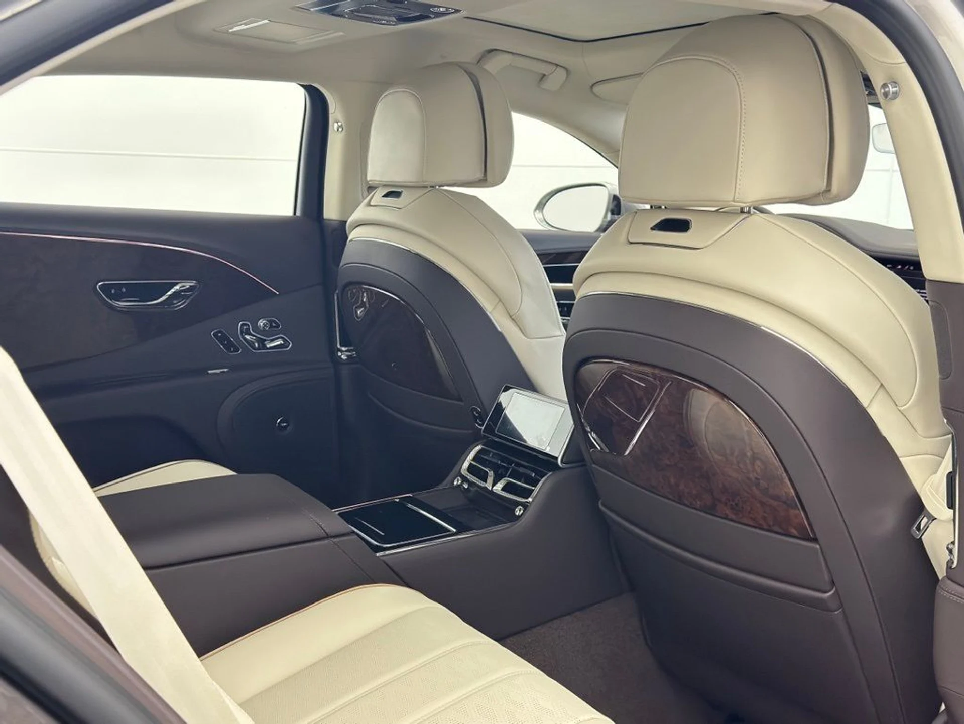 mph060_3065010408_t502ygwyg1xh630l773lzbxizsnu_37f06adb80