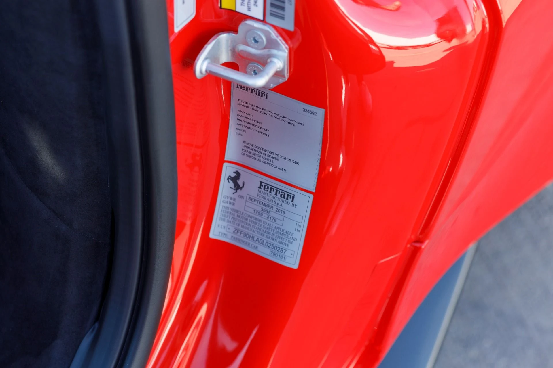 mph060_3076330186_Used_2020_Ferrari_488_Pista_1765914948_03f72ed479