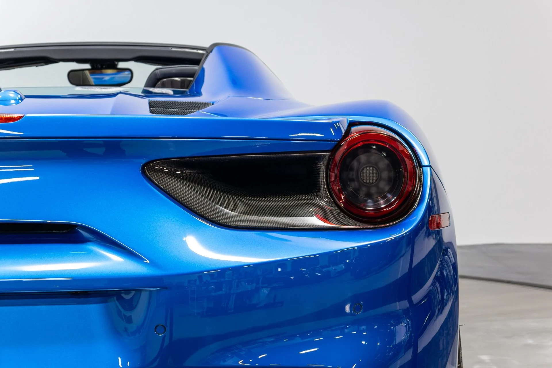 mph060_3080388187_Used_2016_Ferrari_488_Spider_1773694587_300f1509a3