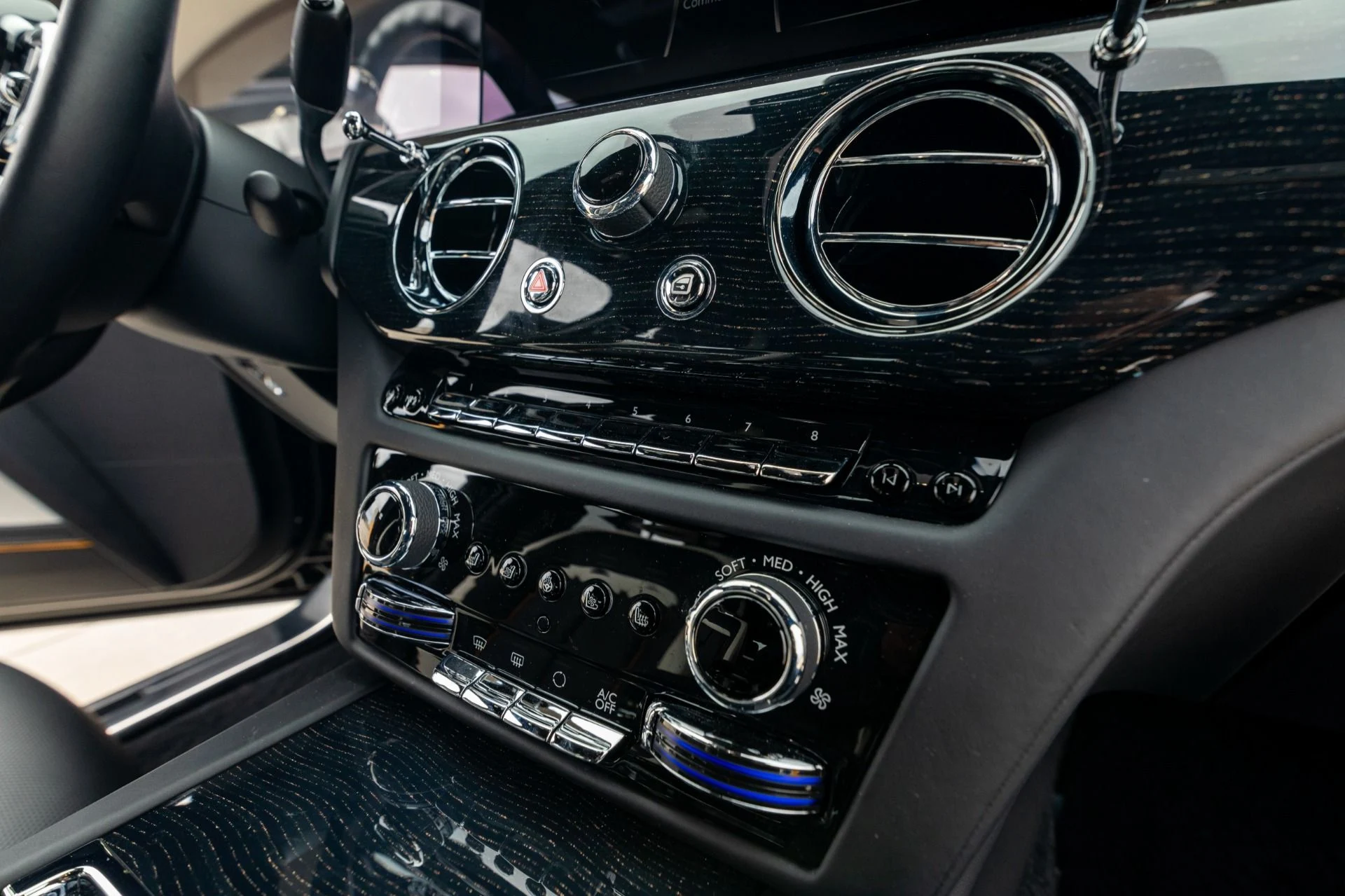 mph060_3084911915_Used_2021_Rolls_Royce_Ghost_EWB_1768869200_35b7fe7cba