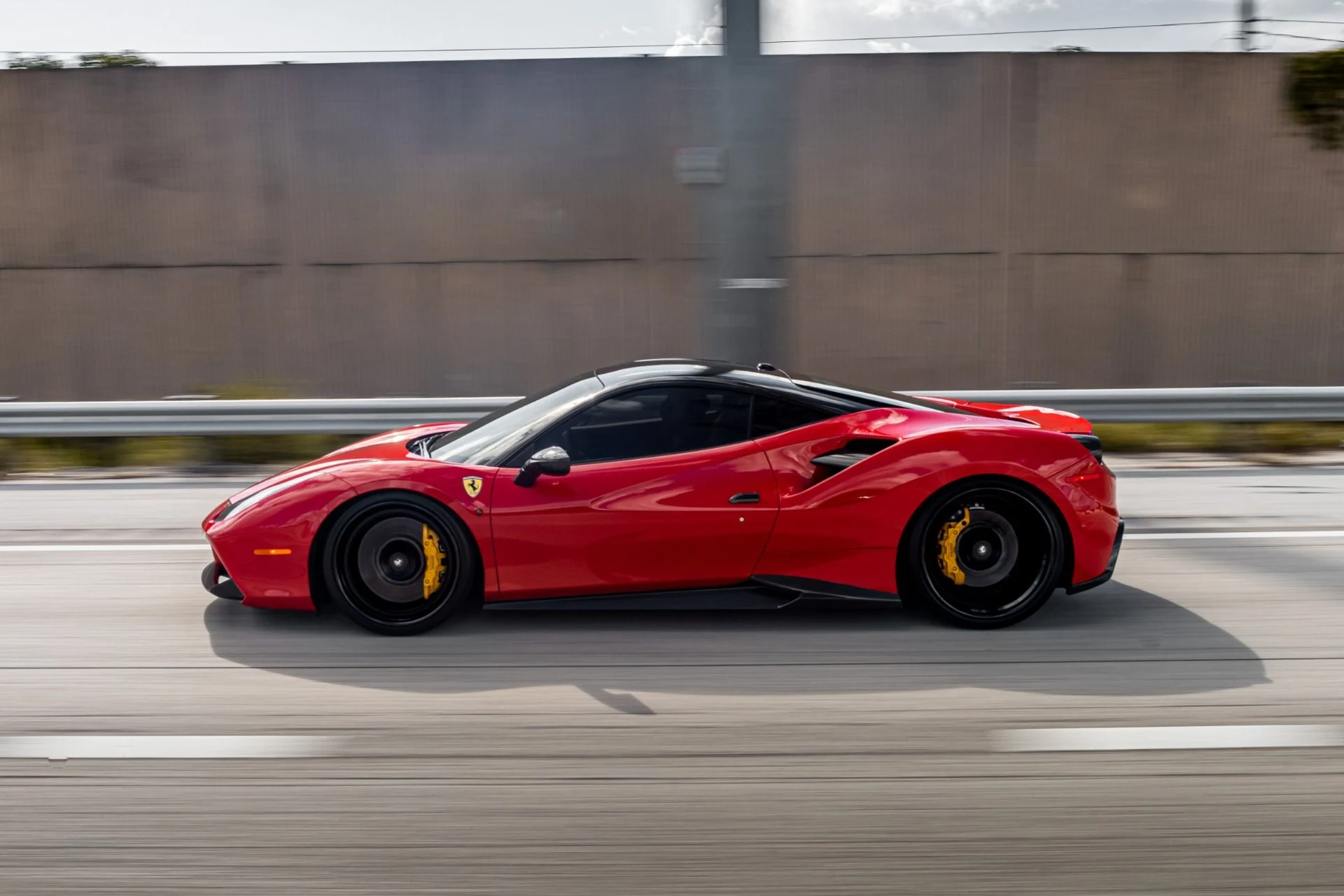 mph060_3093499045_Used_2016_Ferrari_488_GTB_HUGE_321_K_MSRP_50_K_BUILD_NOVITEC_CAPRISTO_1764188202_e3937df4ee