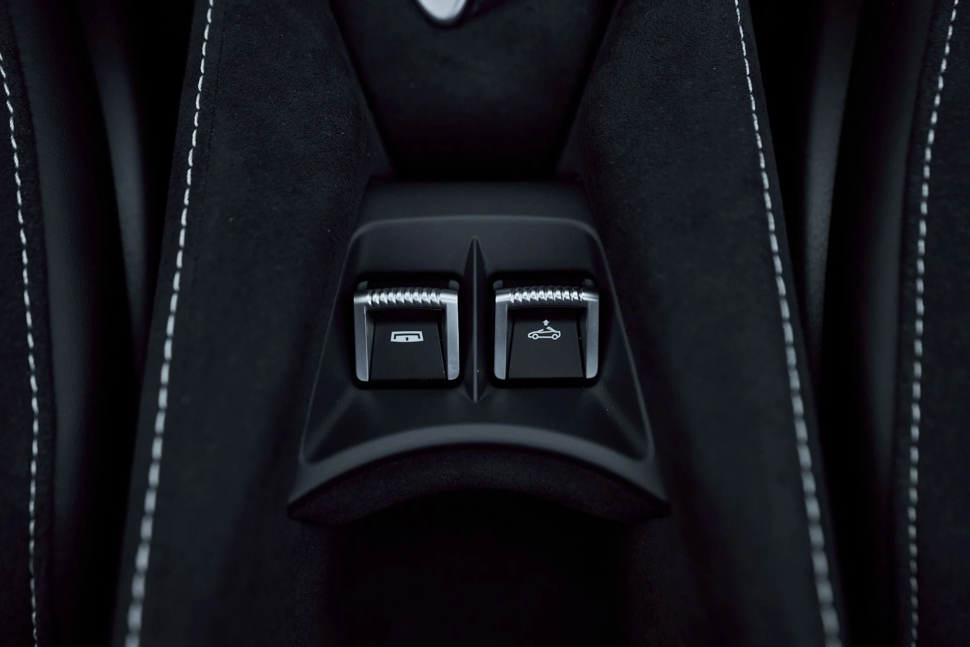 mph060_31763830_Used_2026_Mc_Laren_750_S_1764060245_56e9f29498