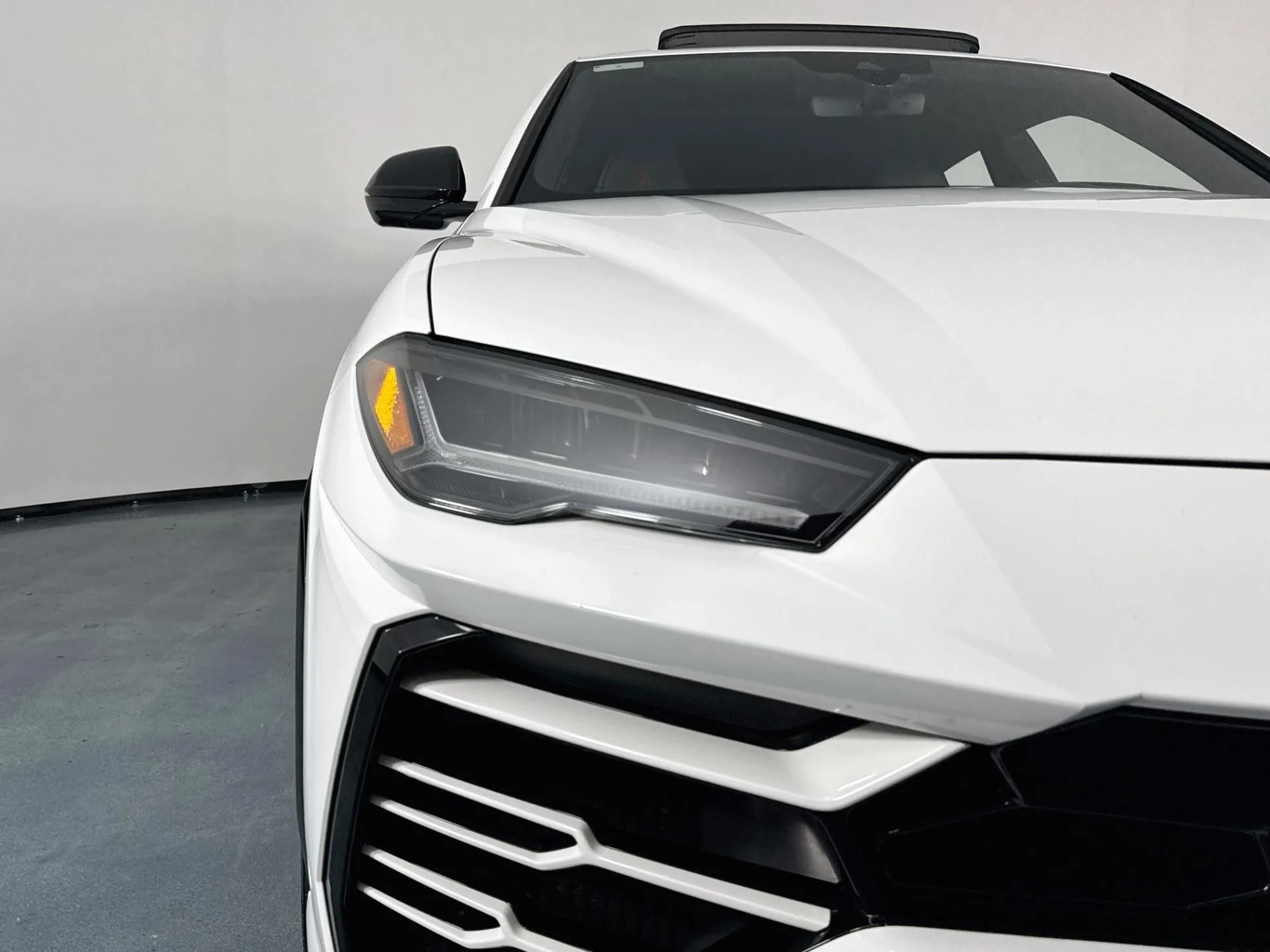 mph060_3183839464_Used_2020_Lamborghini_Urus_1788550642_b4c096a41a
