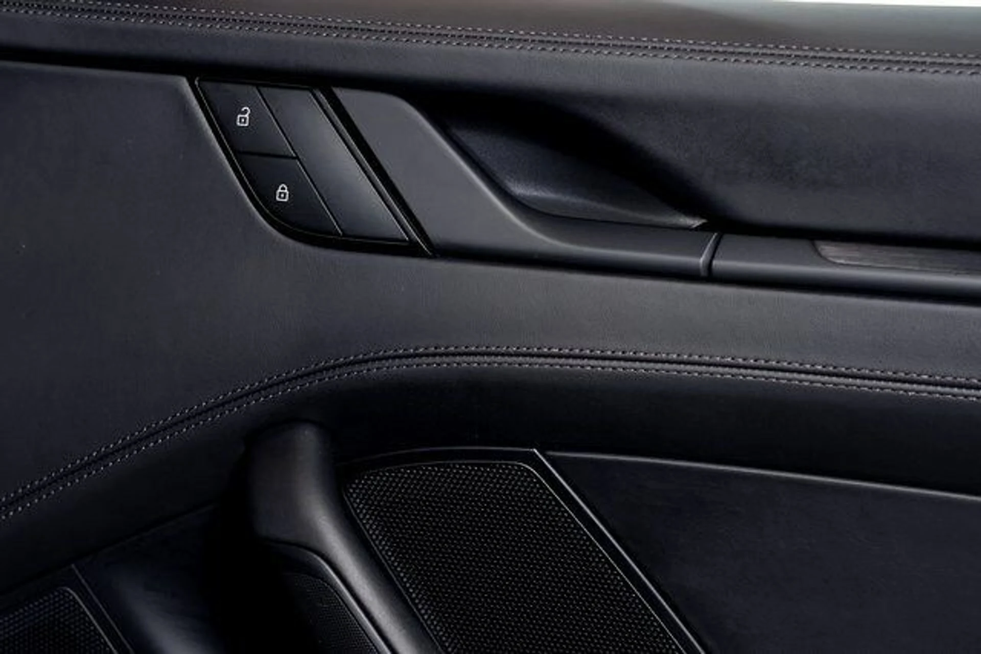 mph060_3187611960_108ba40d719ba3e135378c843df13de8x_646804bf86