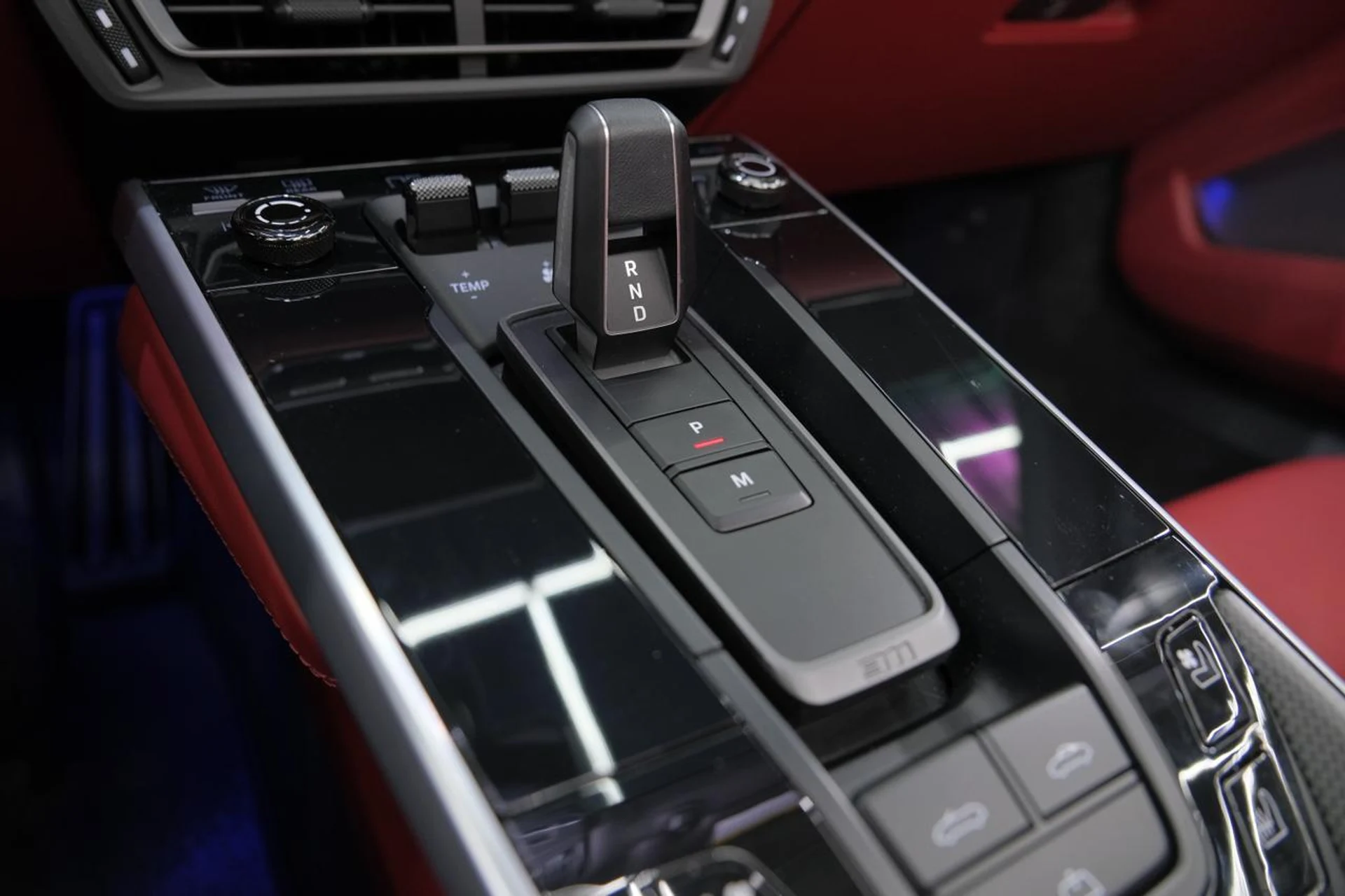 mph060_3244377973_5c9c5f103ae7f5d66432bddefcd575c5_1bbce78236