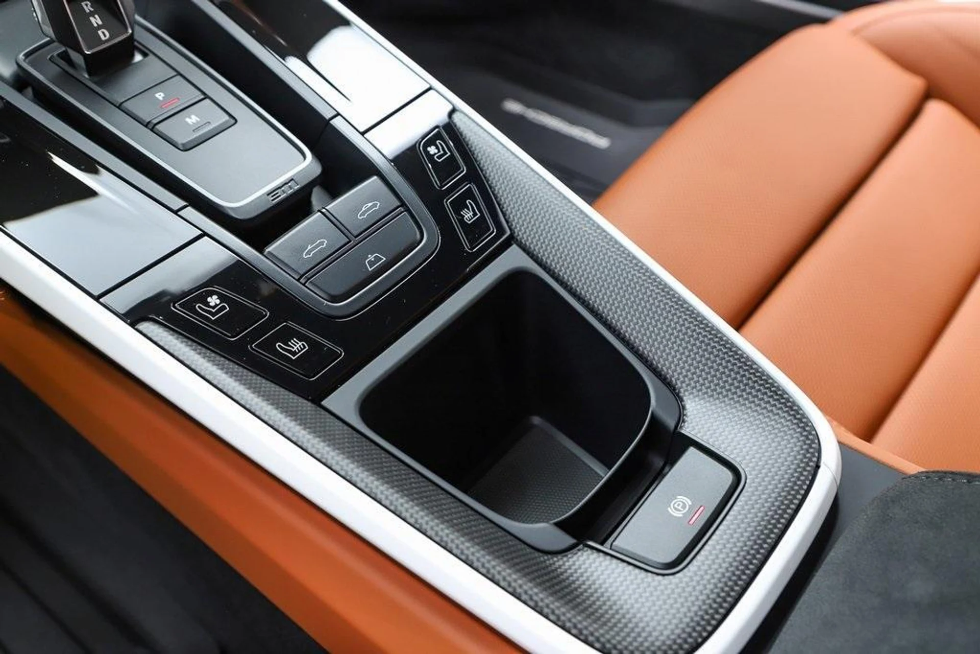 mph060_3265484390_L4sg_FL_2r_Kttb_YB_0_P3_Pw_Rc_Dq_Dh_WE_d0f4925a4b