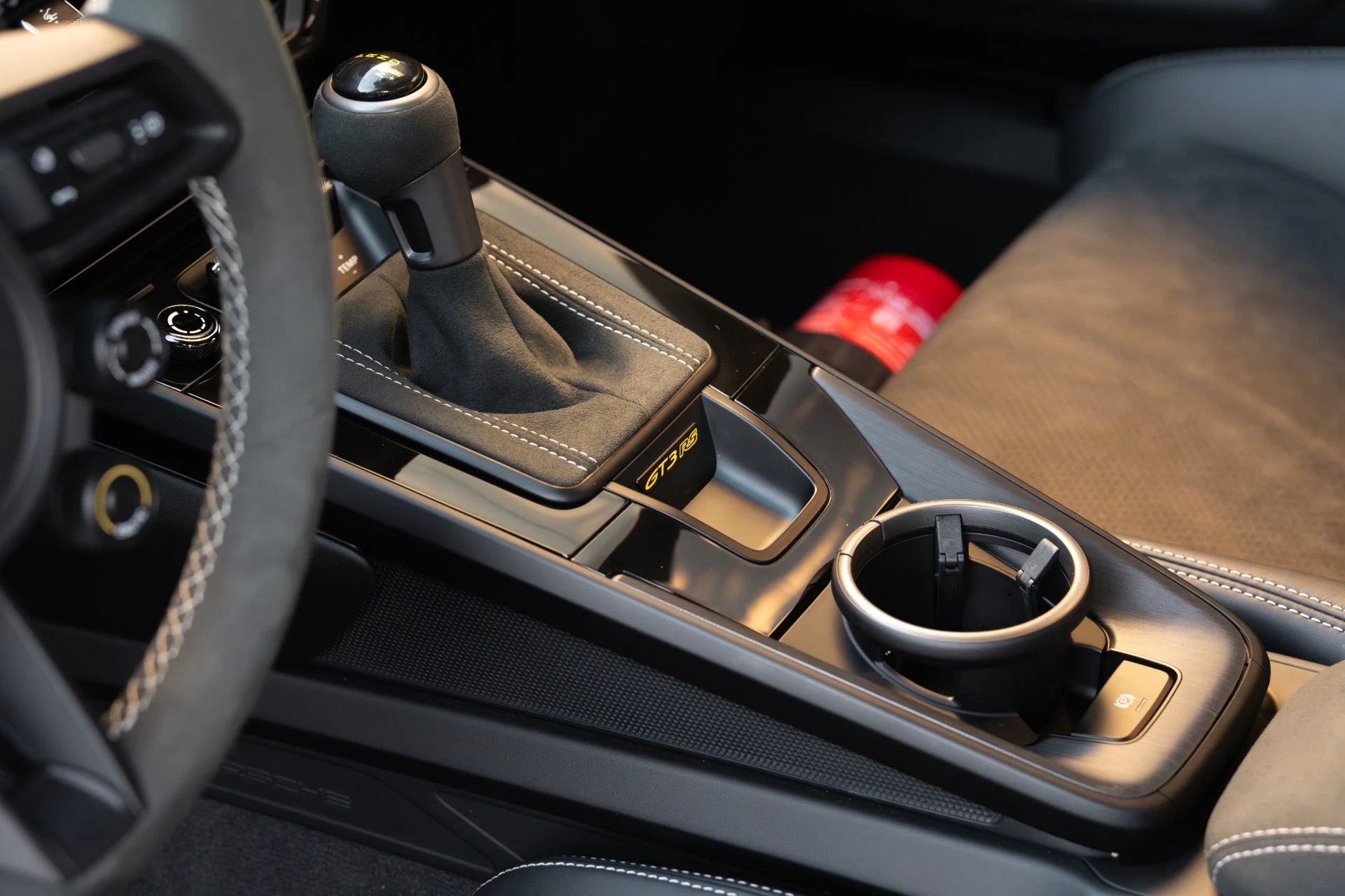 mph060_3337562311_Used_2025_Porsche_911_GT_3_RS_1770101342_1e4e793a2a