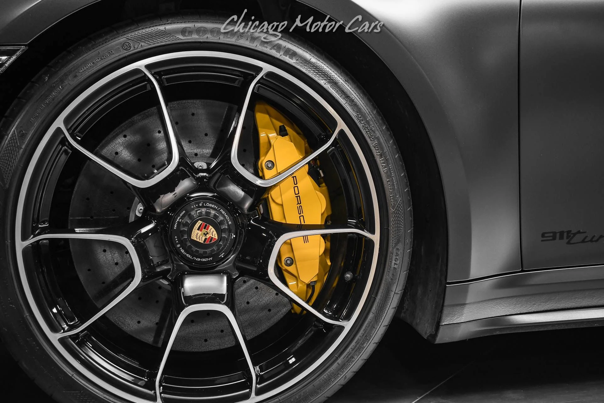 mph060_3338242938_10951_p61_l_8de665eef5