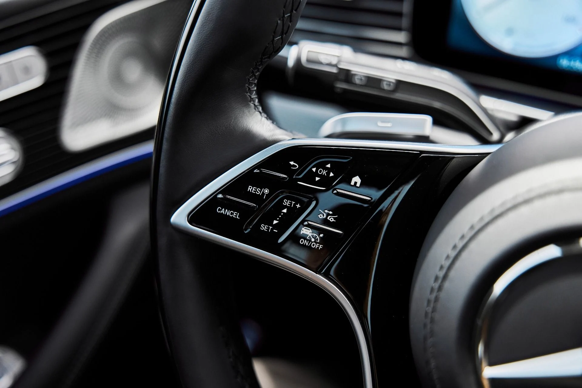 mph060_3370849251_Used_2024_Mercedes_Benz_GLS_Maybach_GLS_600_1776550656_8d75b12b8a