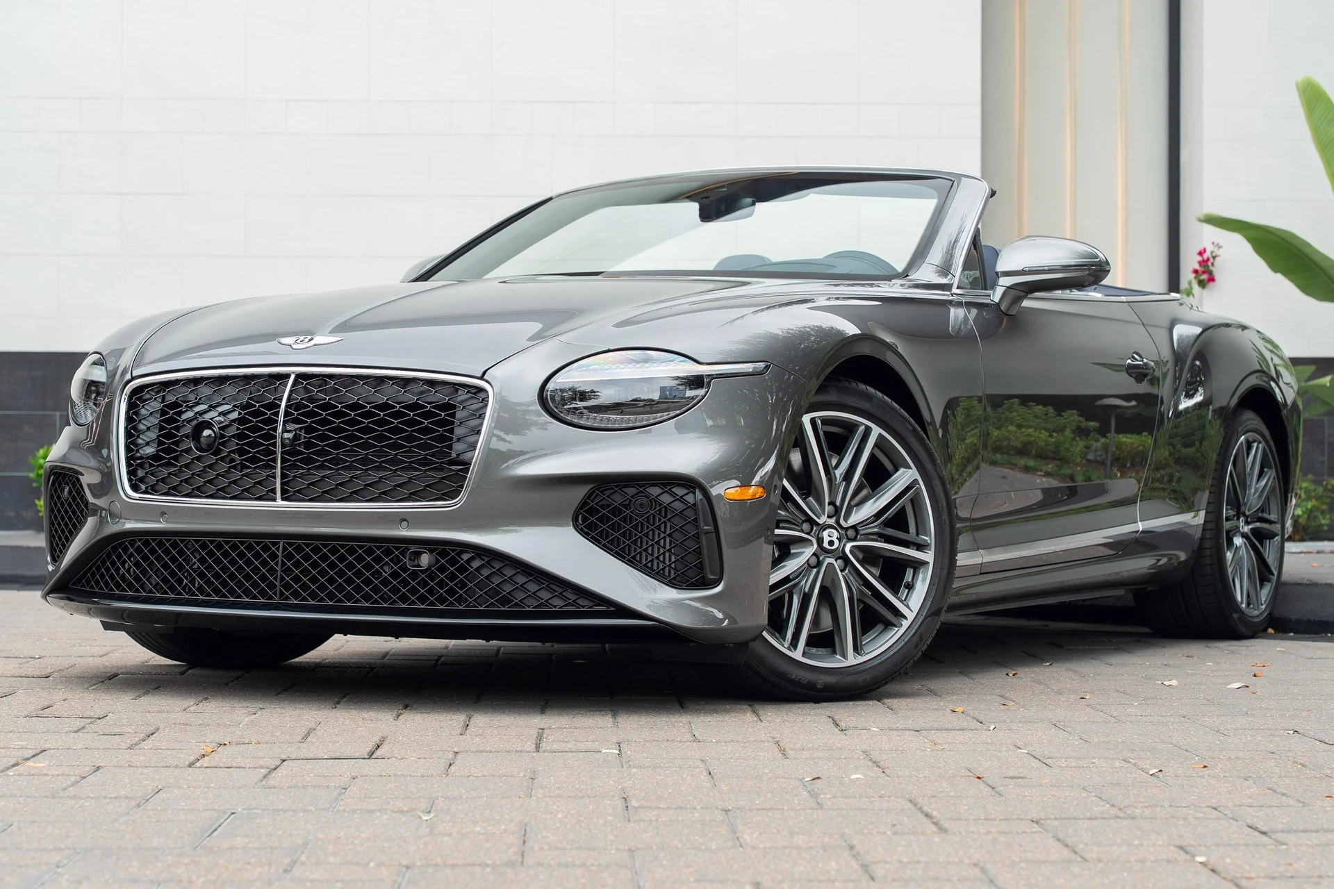 mph060_3385821180_470962007_691eabc6ca0b509fd22e7ebb_badee9f18b