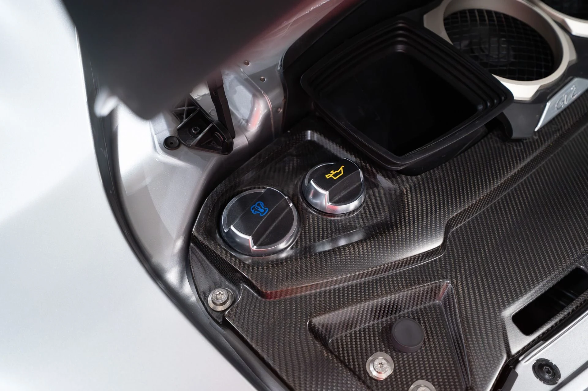 mph060_3396537119_11863_p61_l_e6ea87df10