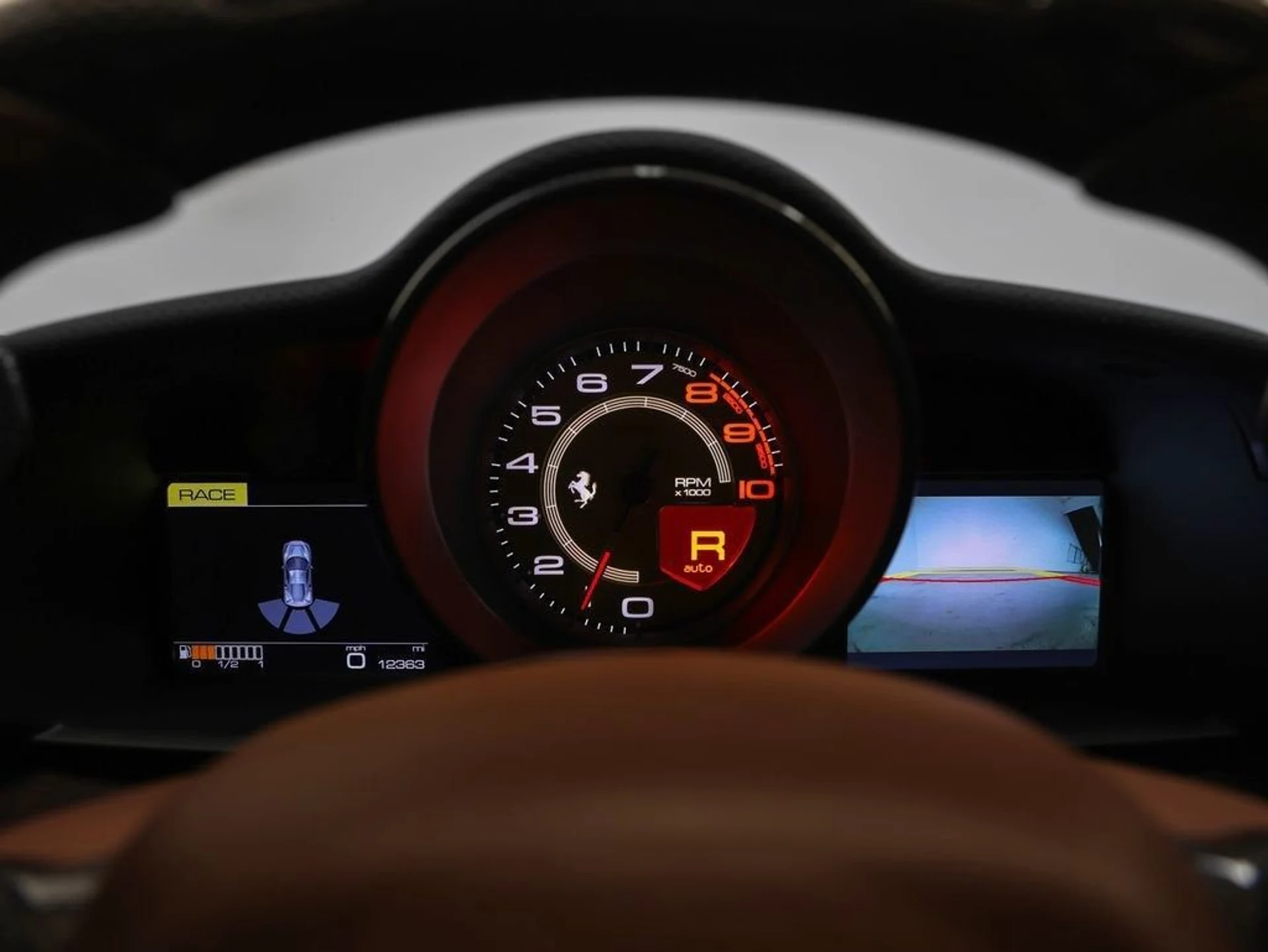 mph060_340378674_61_8273d57f20