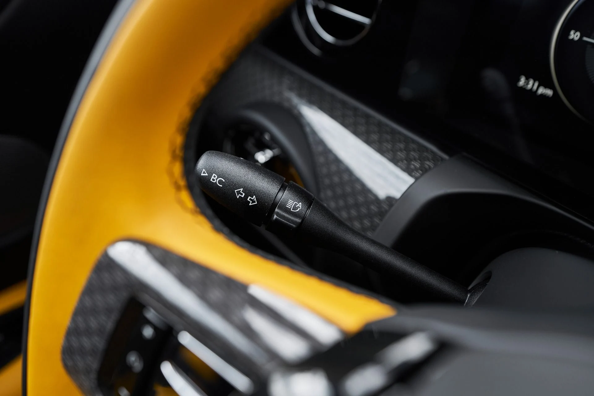 mph060_349632271_Used_2025_Rolls_Royce_Ghost_Black_Badge_1763167843_f3fa22c51c