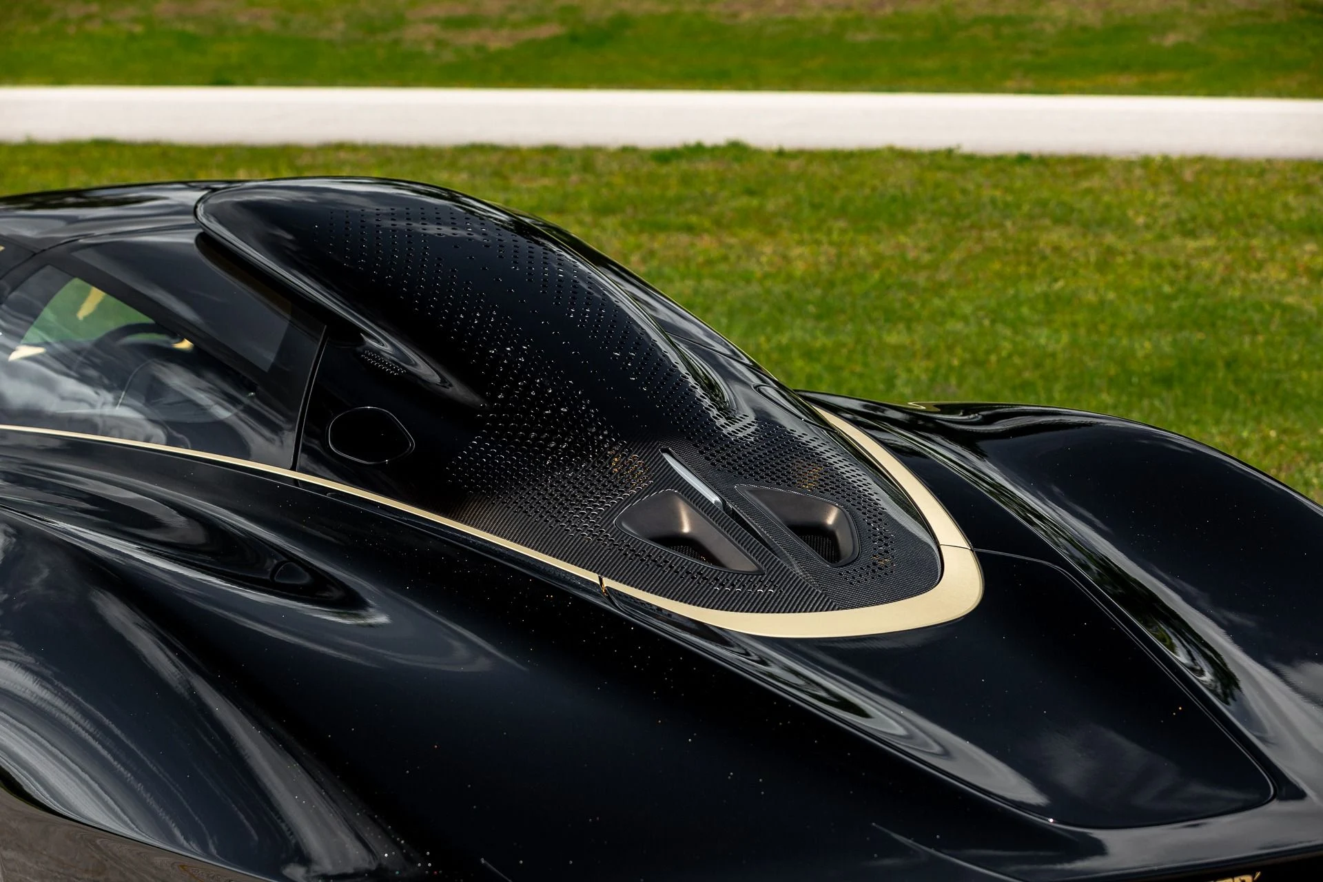 mph060_3500300397_Used_2020_Mc_Laren_Speedtail_XP_10_Bespoke_ad7c3242d2