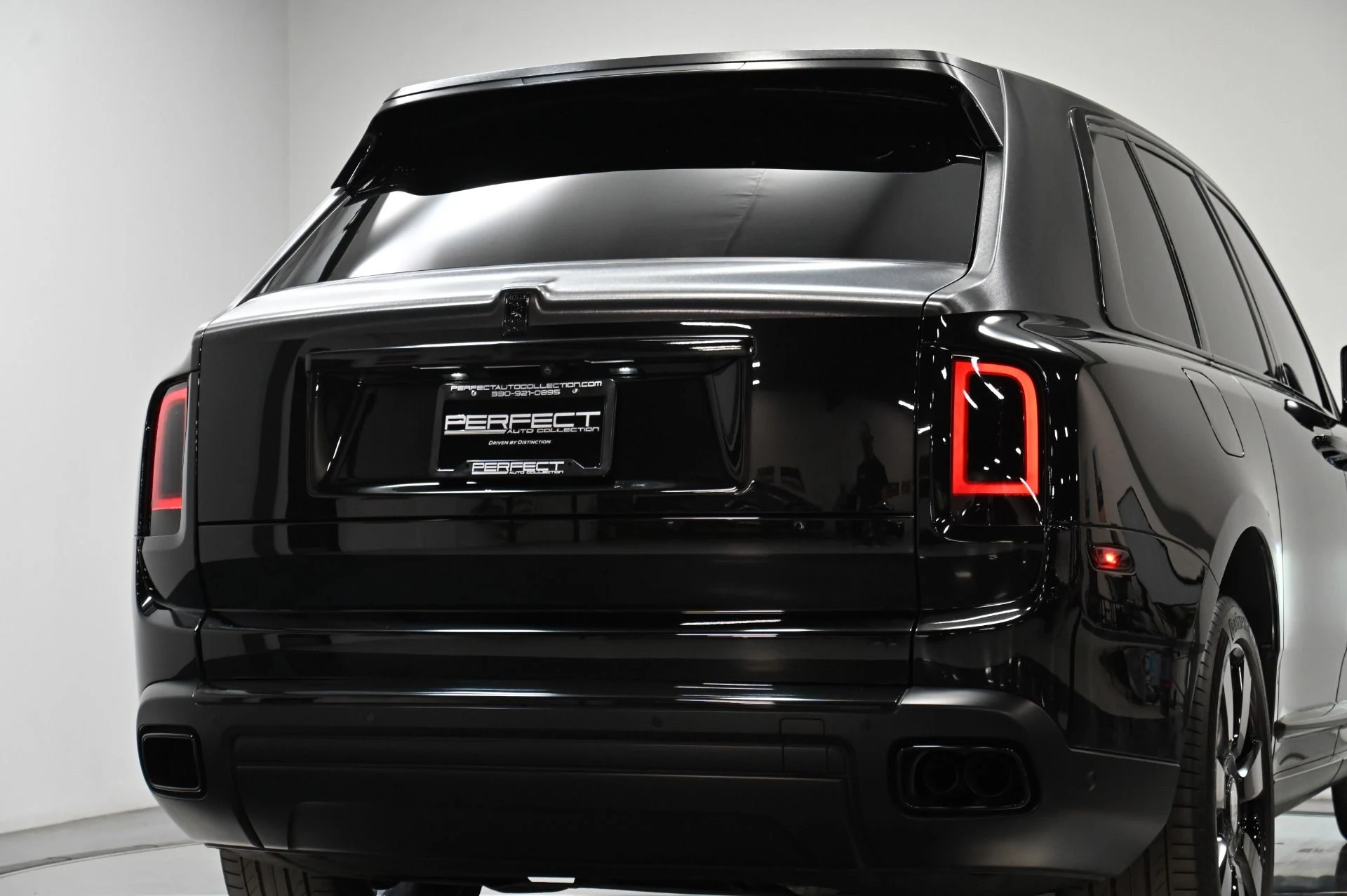 mph060_353178395_Used_2019_Rolls_Royce_Cullinan_Base_1753916871_f43e69f389