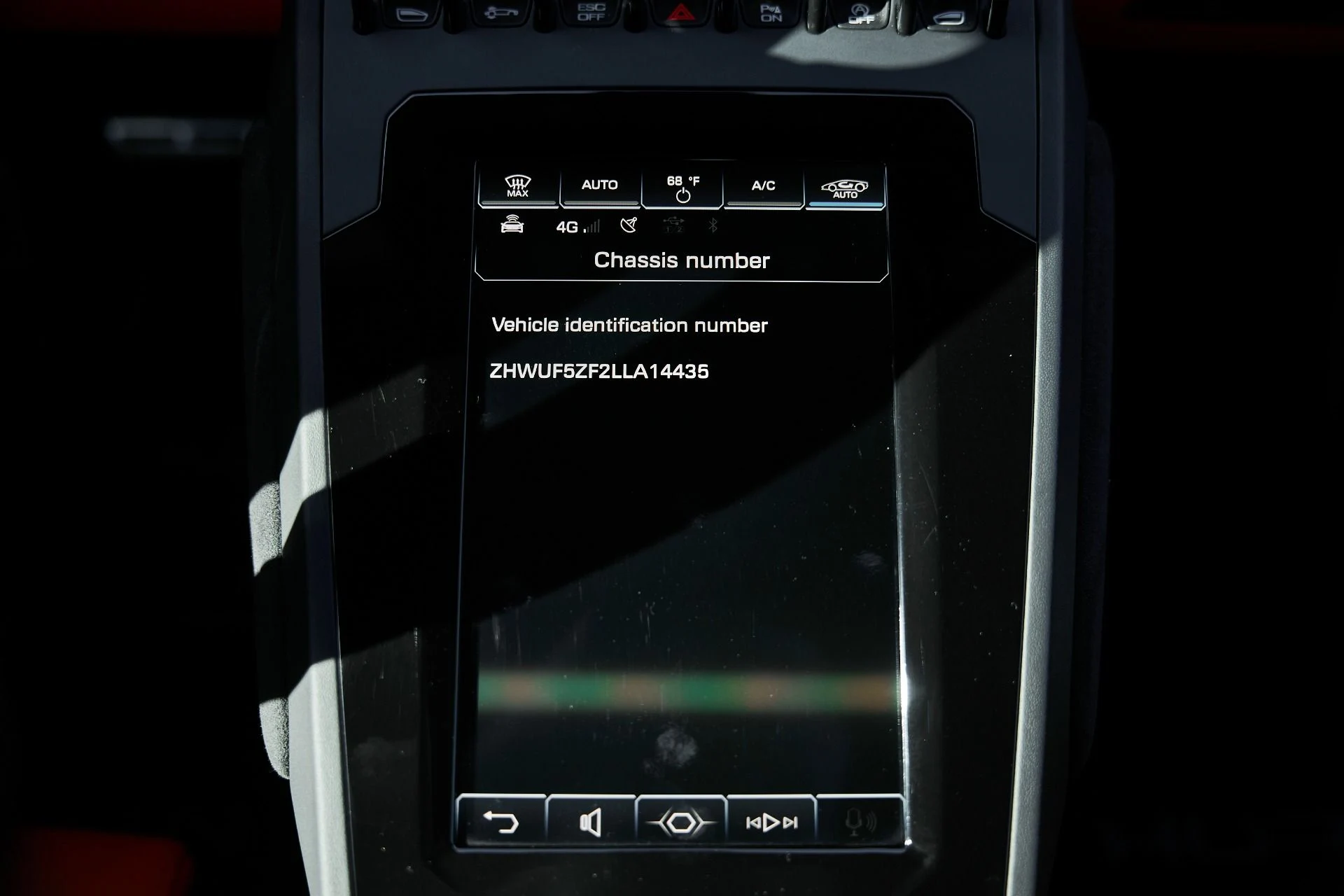 mph060_3544204672_Used_2020_Lamborghini_Huracan_EVO_Base_1766024406_85aa3f9143