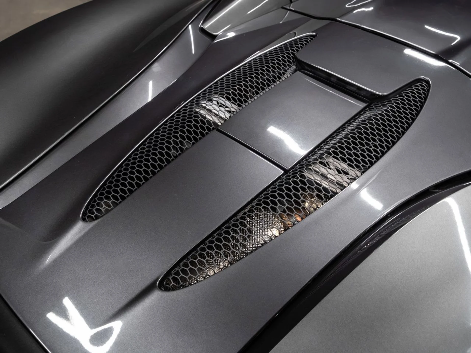 mph060_3579209864_mclaren_570s_2018_312da0bae2