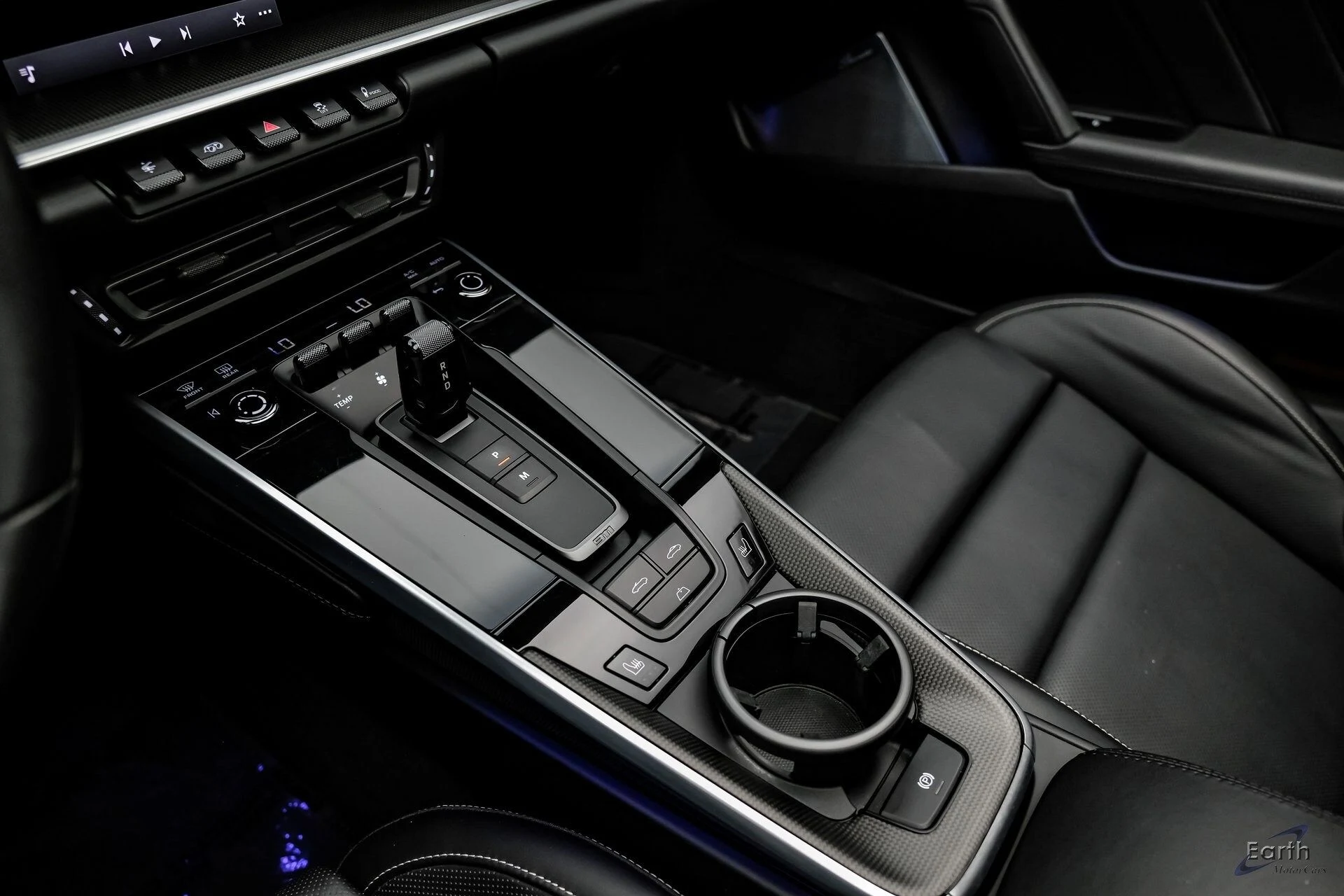 mph060_357942036_1241e36c6acf48df393784ff4940ac98x_0d46a96ece