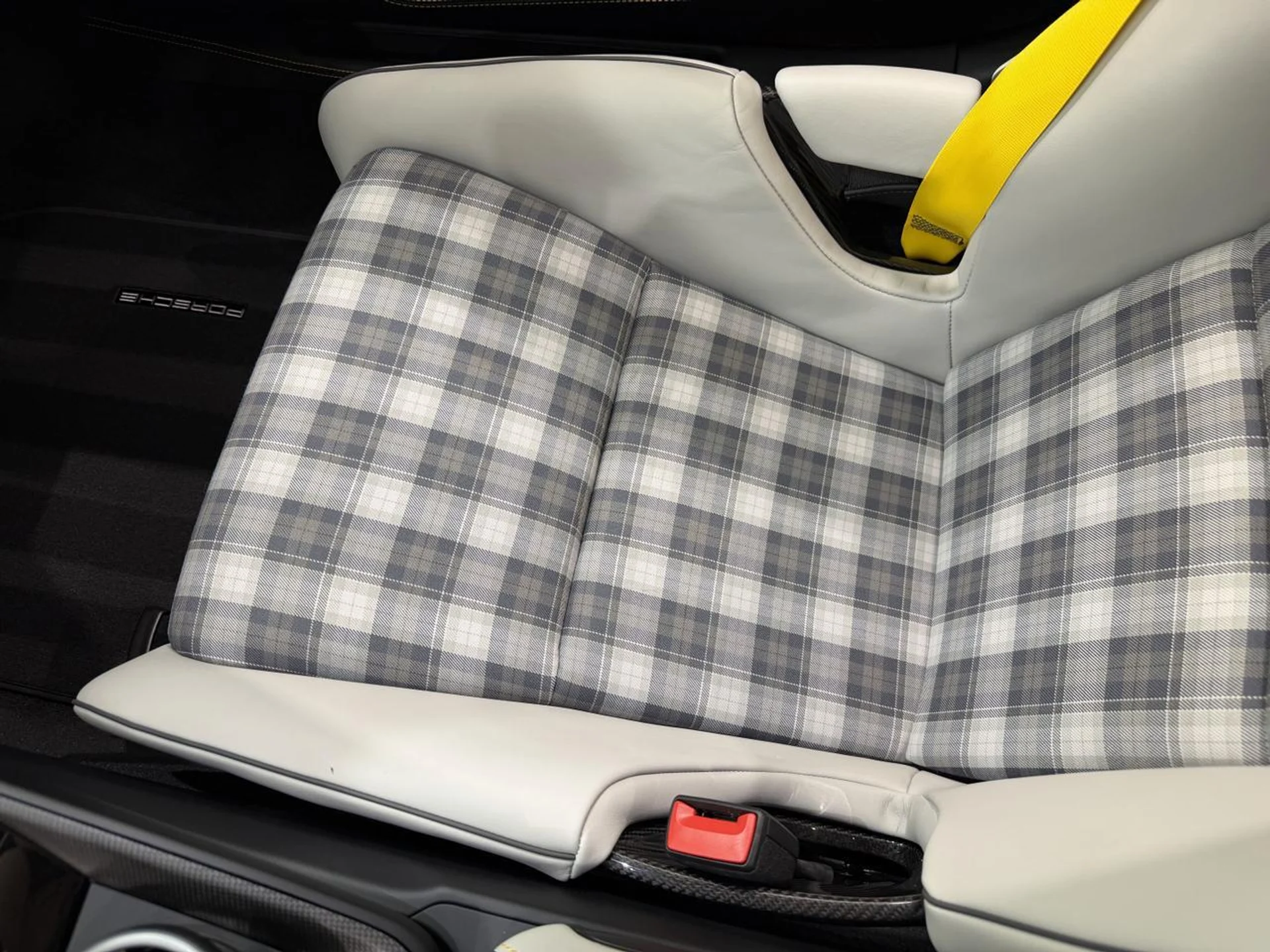 mph060_3579463297_eaa1f358e91a75ae5f5f9d6635ae91a3_9f5b52c47c